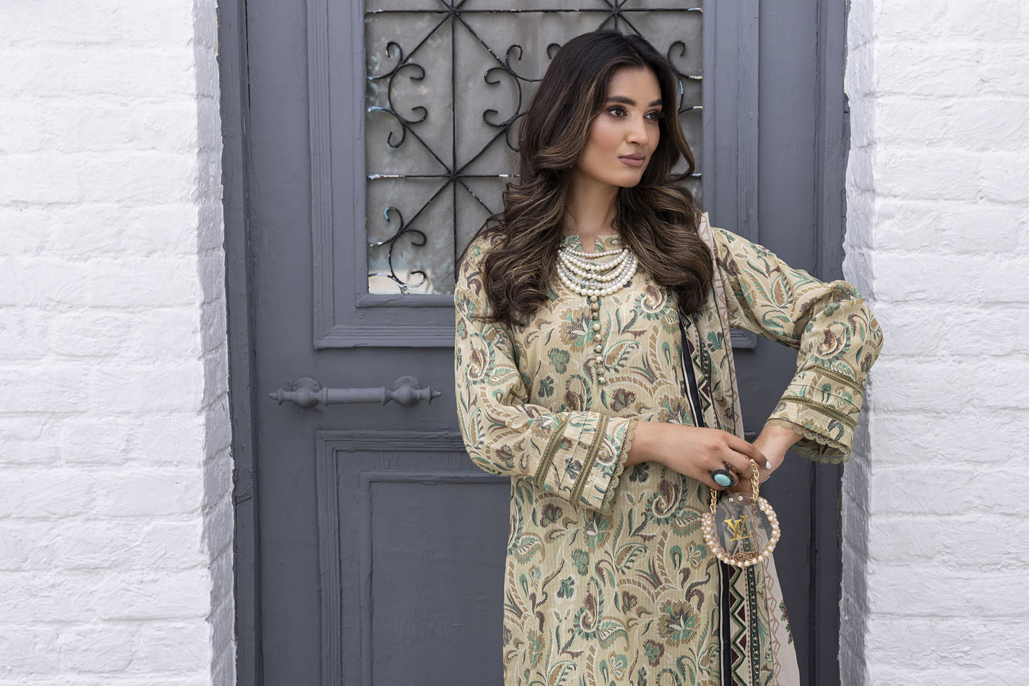 Aabpara Sage Garden Tanadora Lawn 3pc Suit – SLF6