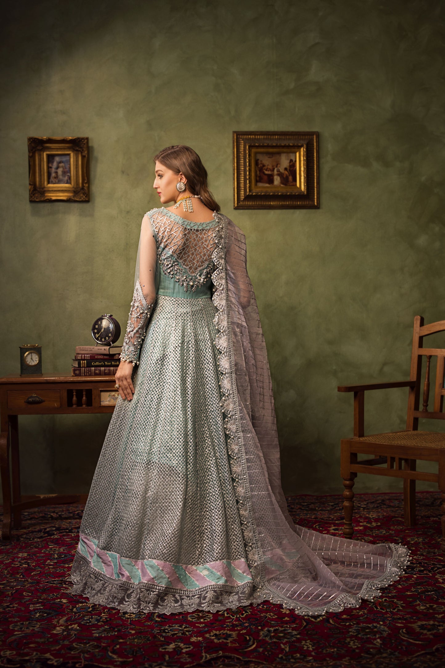 Luxury Formal Zareen Silhouettes by Aroosh ZR3