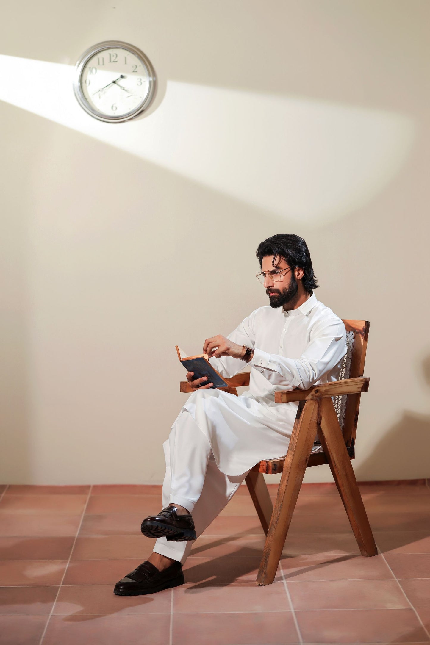 Ally's Classic White Wash & Wear Kurta Shalwar – Ready to Wear | MBA2