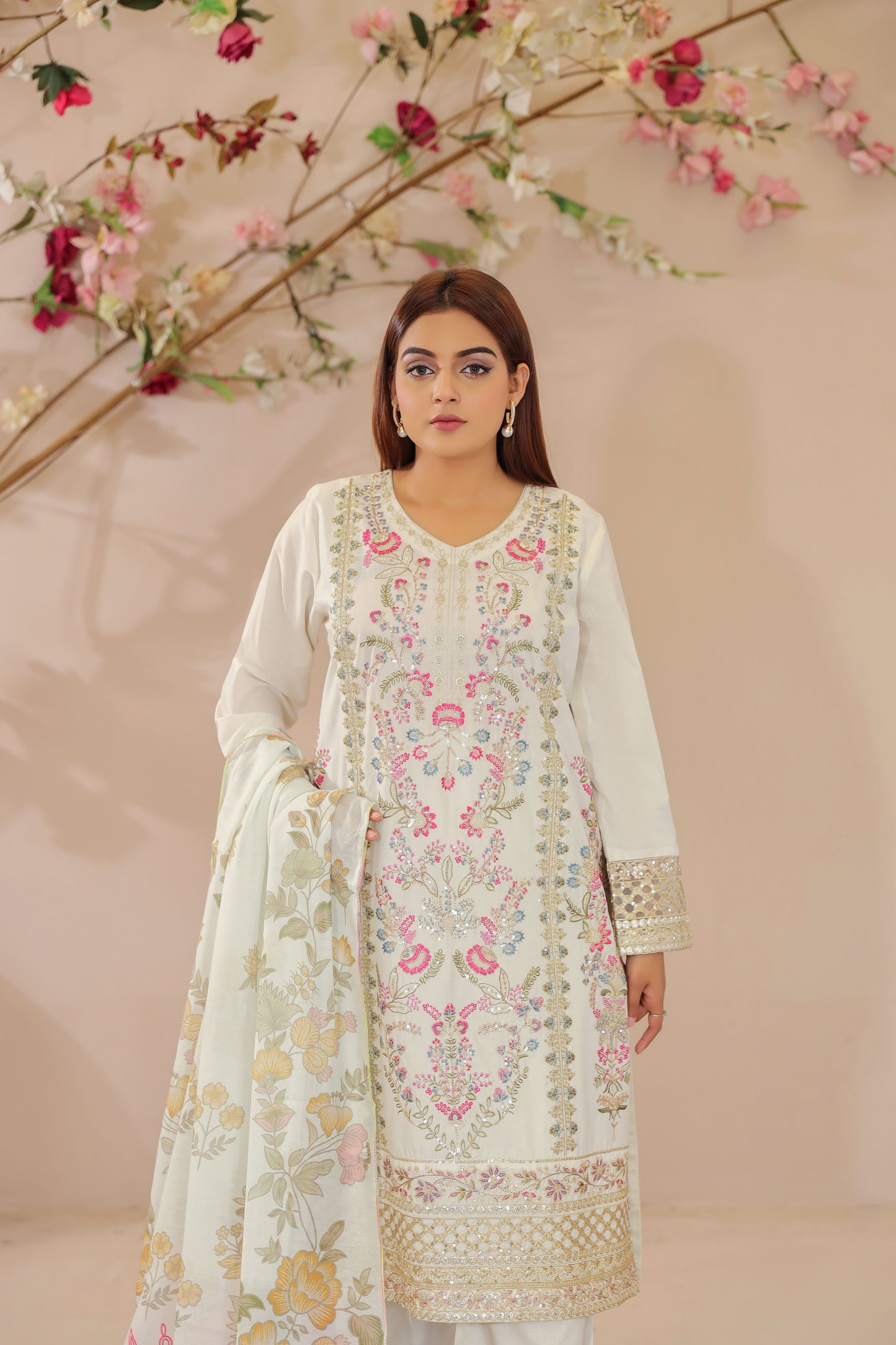 Hunar 3pc Ready to Wear Cotton Floral Embroidered Suit with Dupatta ESH9