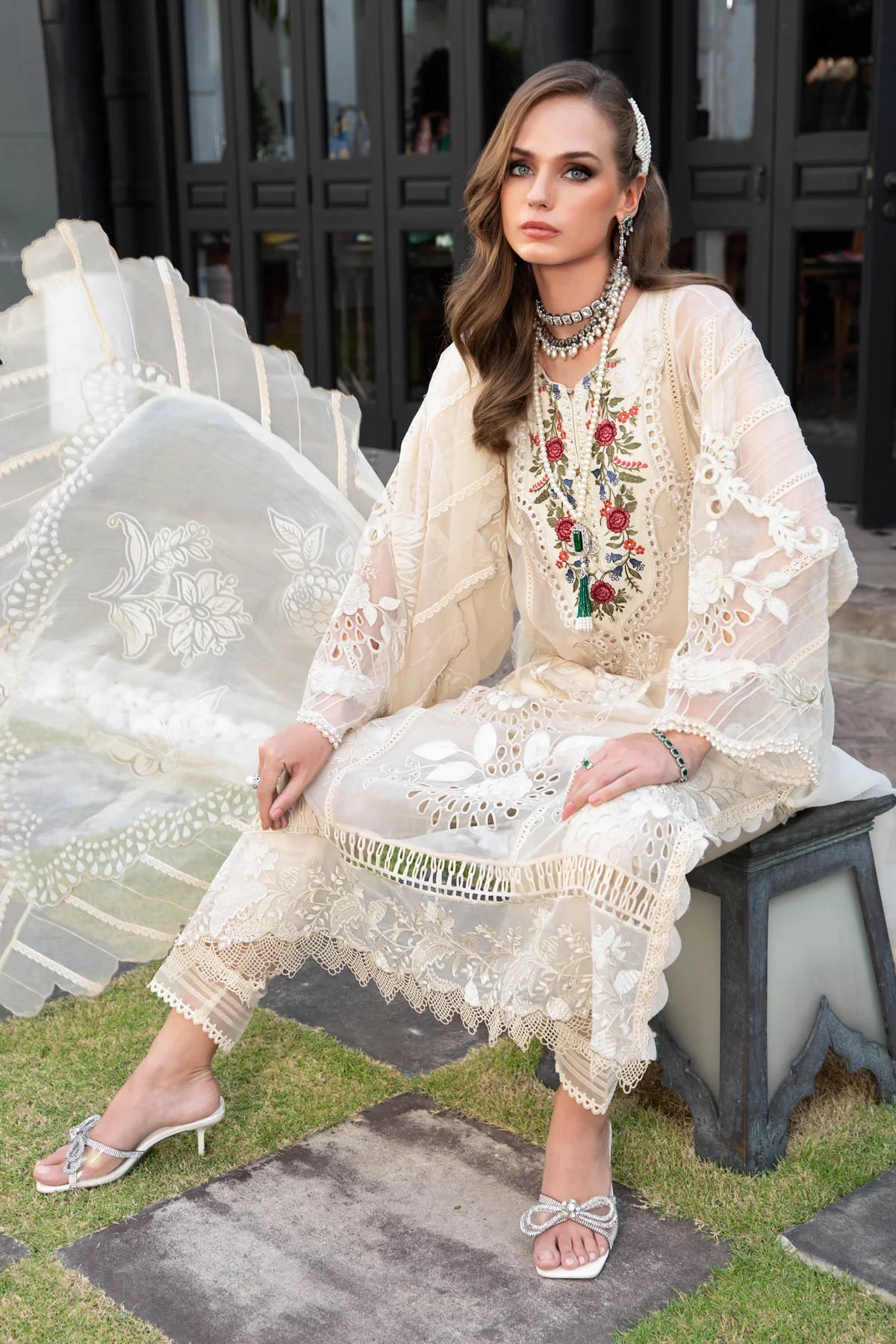 Maria B Eid Lawn 01