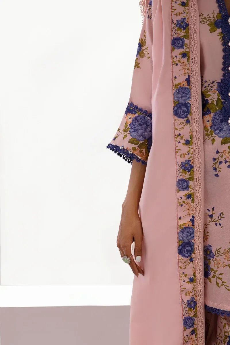 Sana Safinaz Mahay23 10B