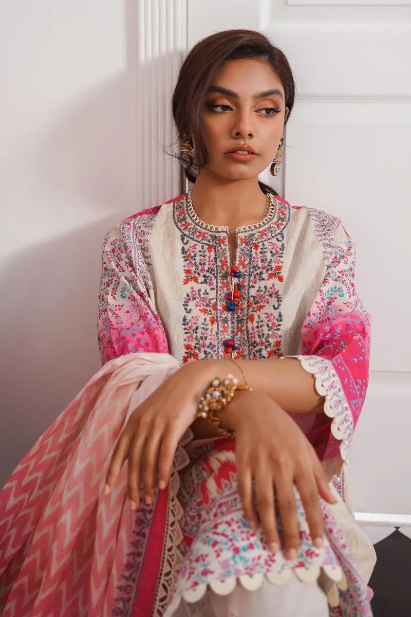 Sana Safinaz Mahay23 19A