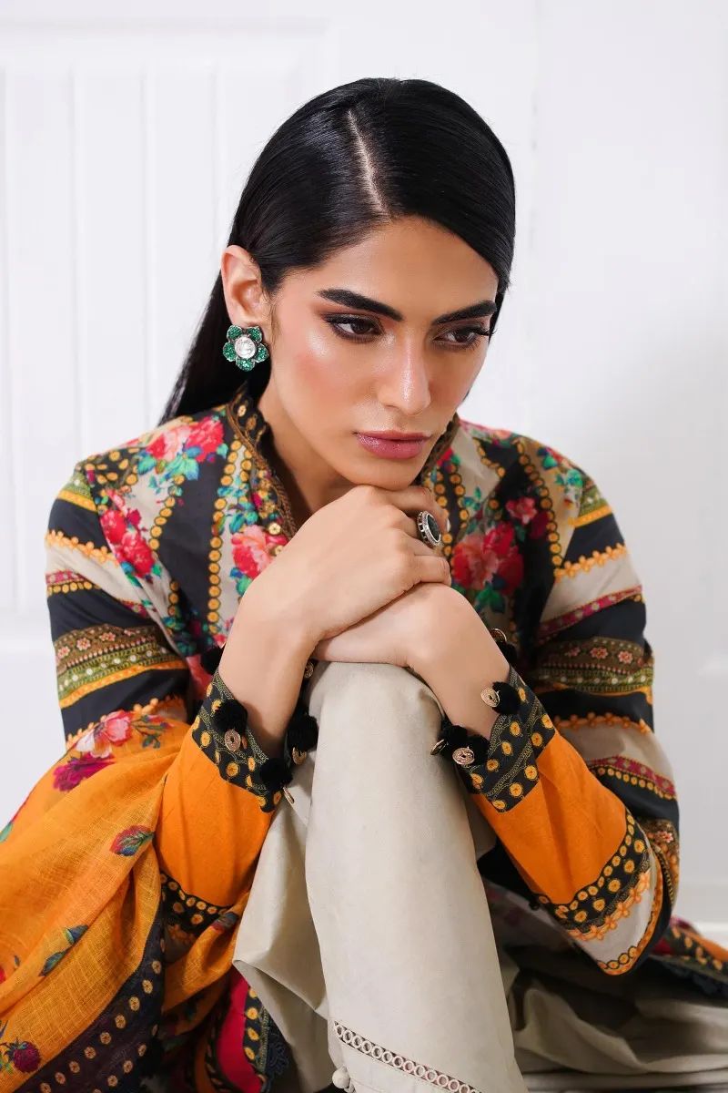 Sana Safinaz Mahay23 24B