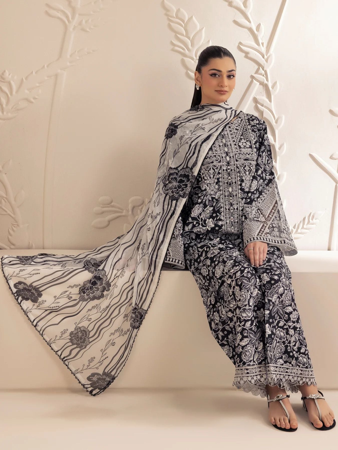 Mohagni 3pc Ready to Wear Silk Lawn Suit with Silk Dupatta LMB8