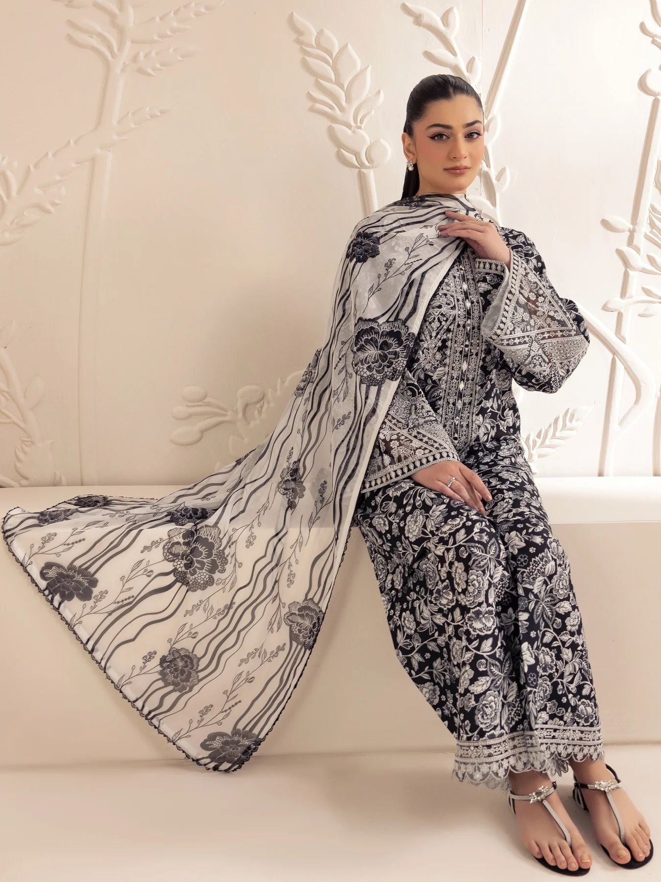 Mohagni 3pc Ready to Wear Silk Lawn Suit with Silk Dupatta LMB8