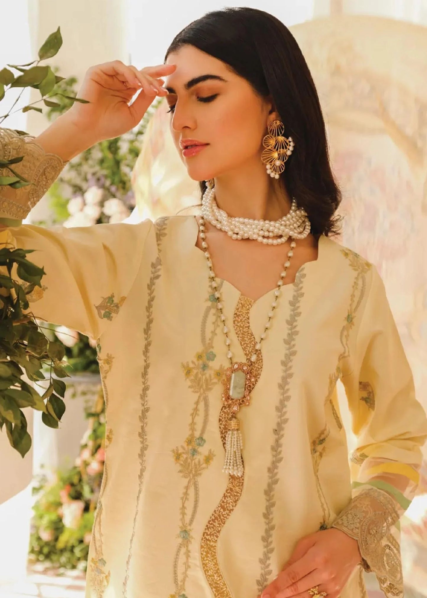 RangRasiya RAAYA Luxury Embroidered Lawn 04