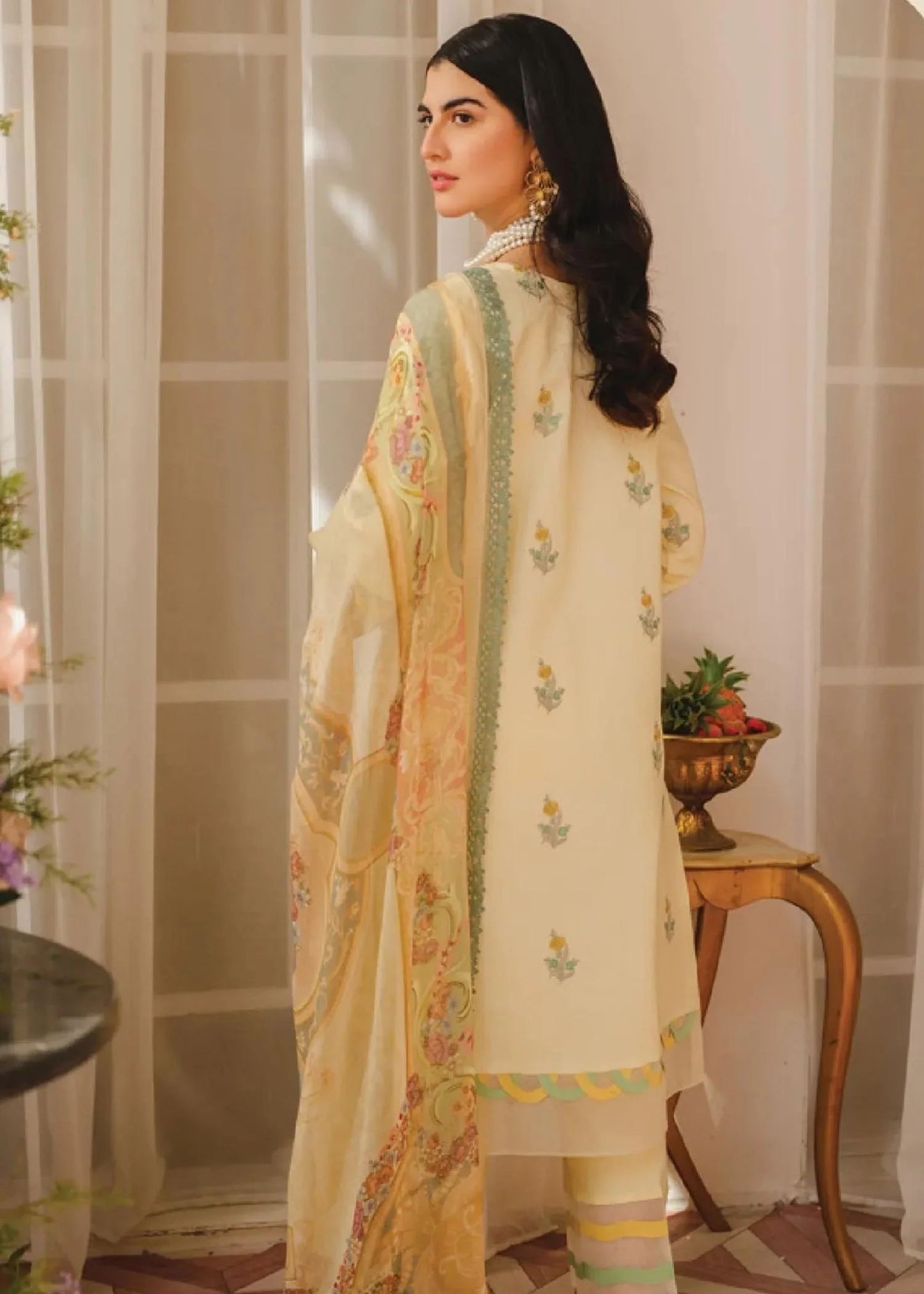 RangRasiya RAAYA Luxury Embroidered Lawn 04