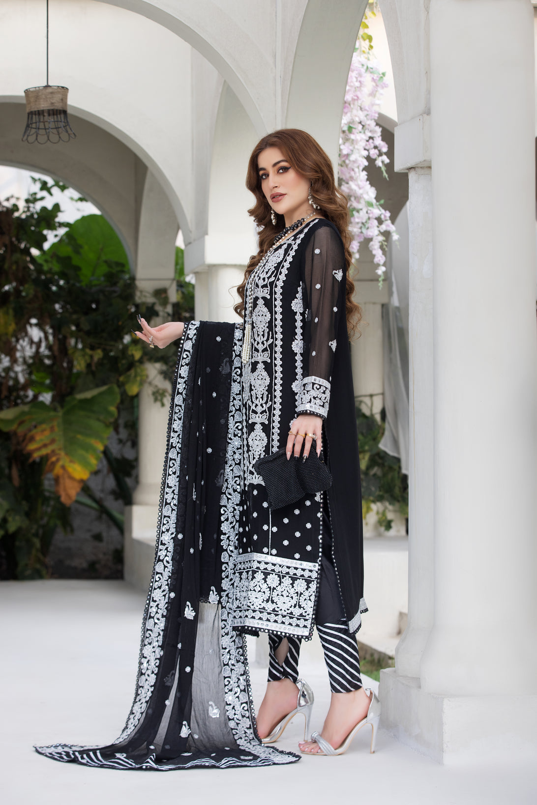 Chiffon Embroidered Formal Dress by Aleezay 24