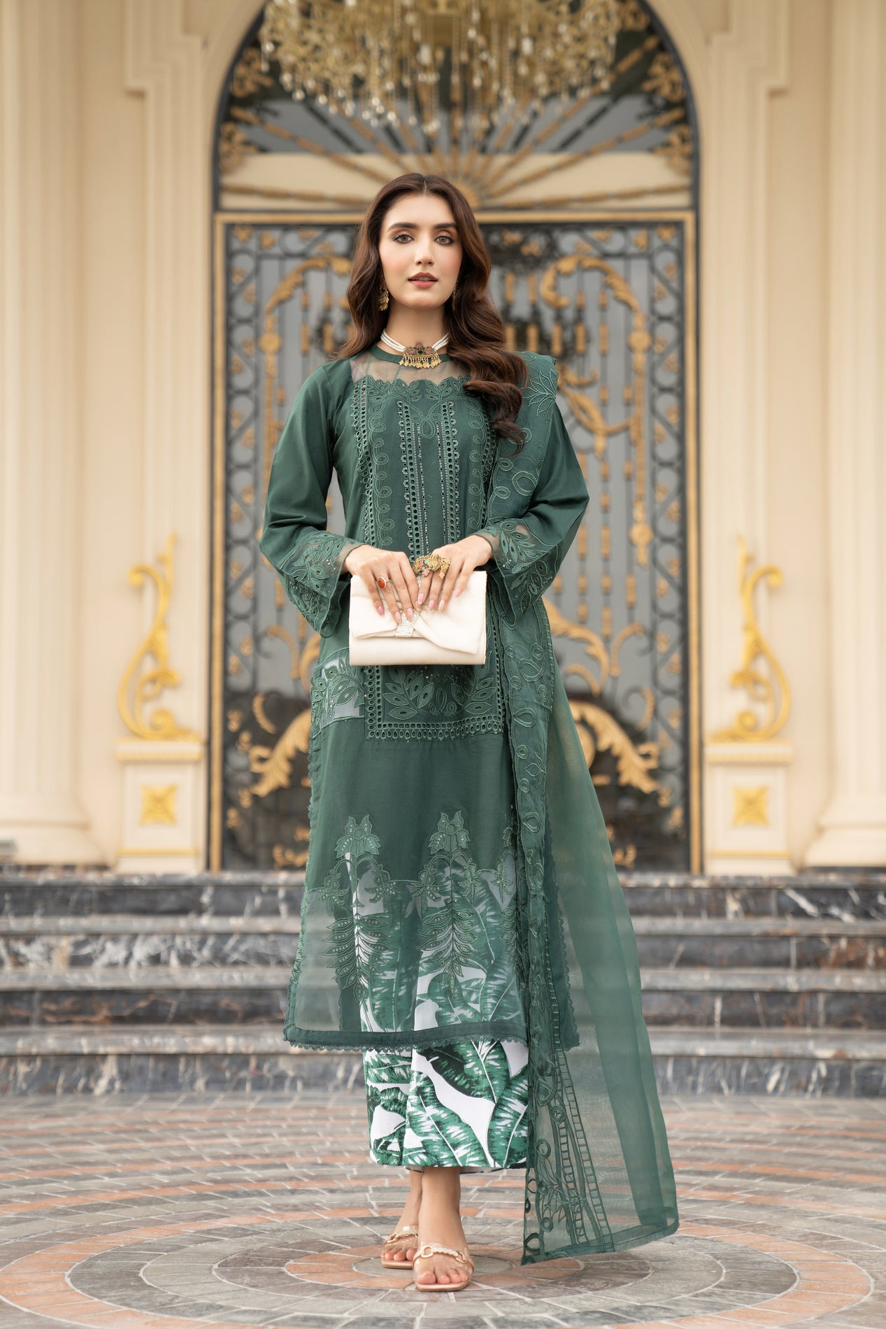 3pc Ready to Wear Luxury Dress by Arwah LA3