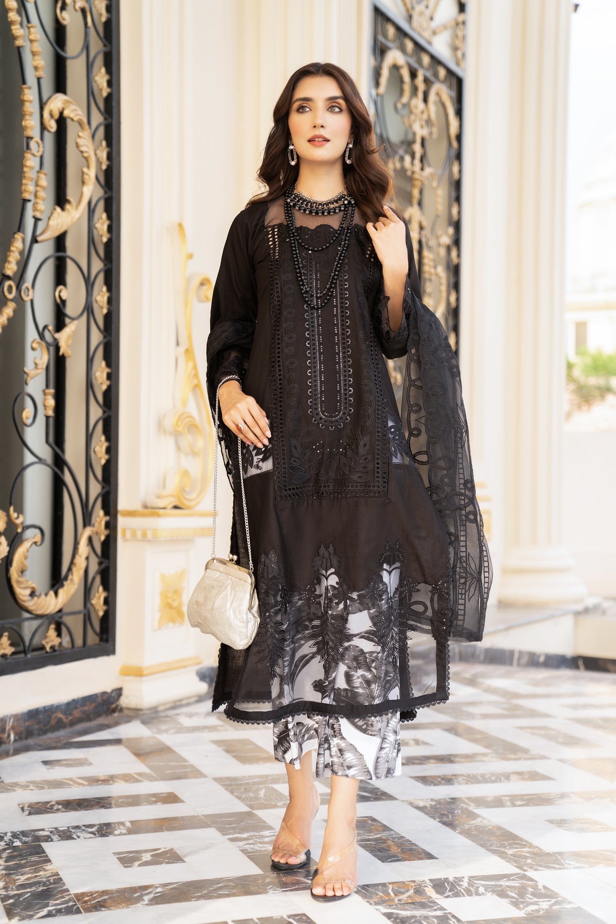 3pc Ready to Wear Luxury Dress by Arwah LA8
