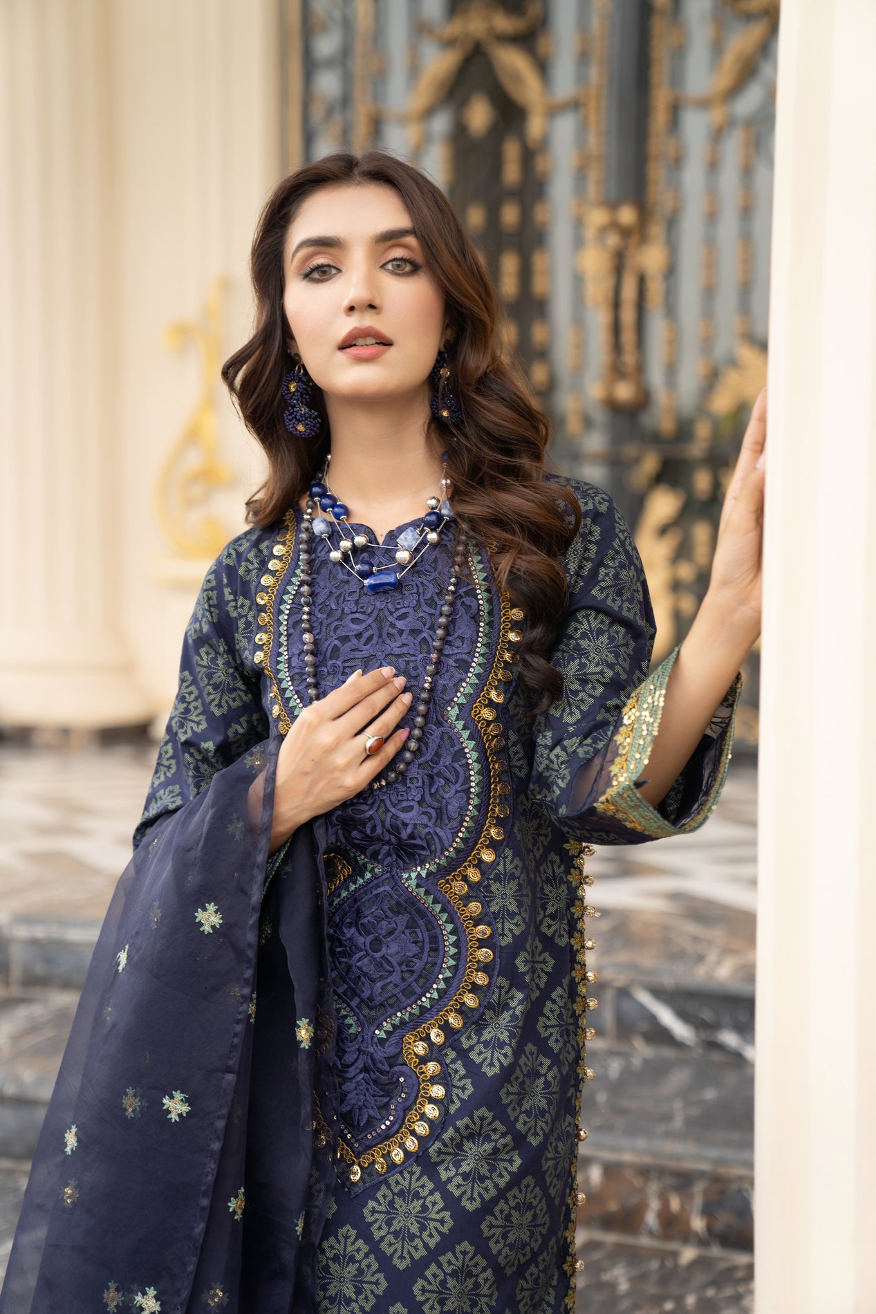 3pc Ready to Wear Luxury Dress by Arwah LA7