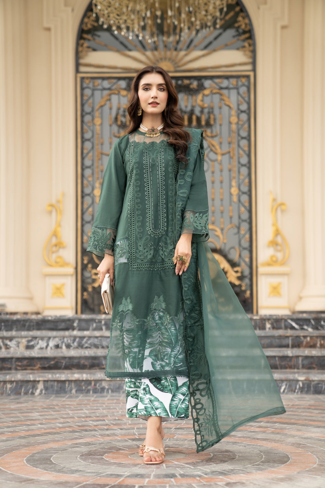 3pc Ready to Wear Luxury Dress by Arwah LA3