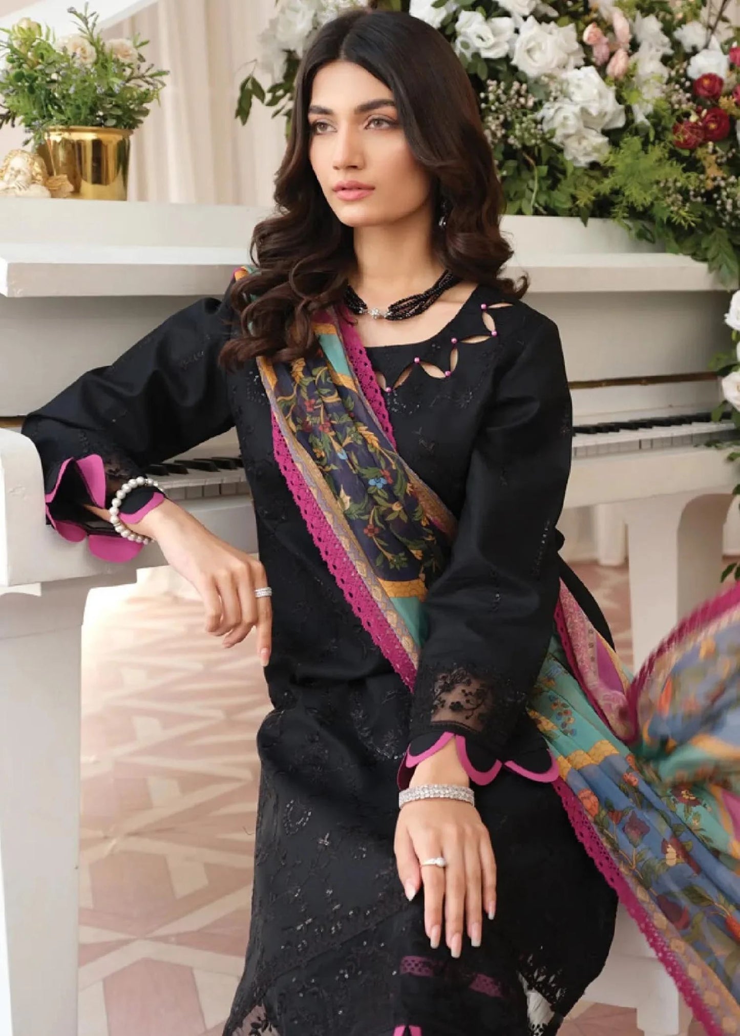 RangRasiya RAAYA Luxury Embroidered Lawn 06