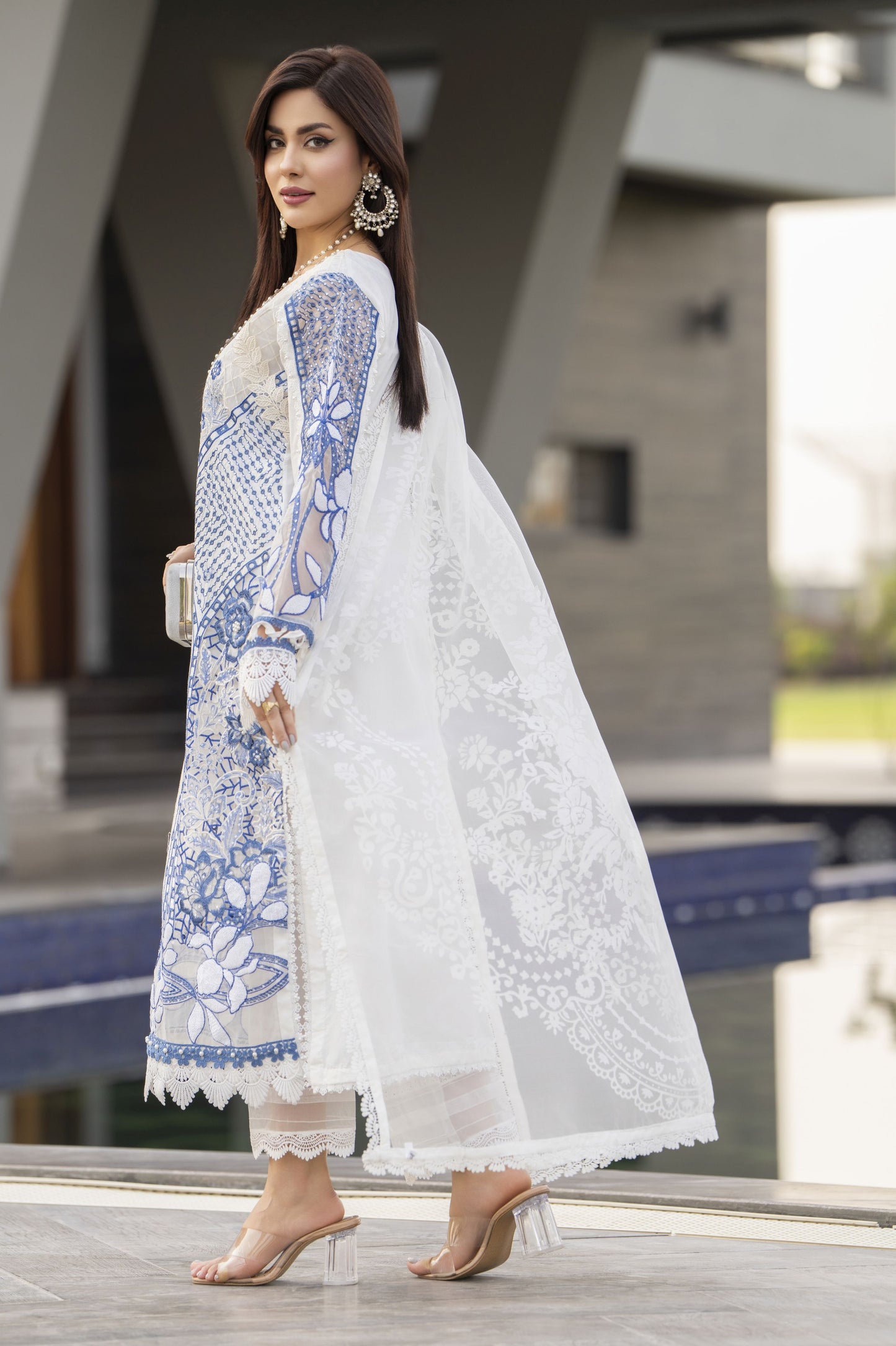 Raabtaa – A Silver Affair | Blue & White Chikankari Lawn Womenswear SRS01