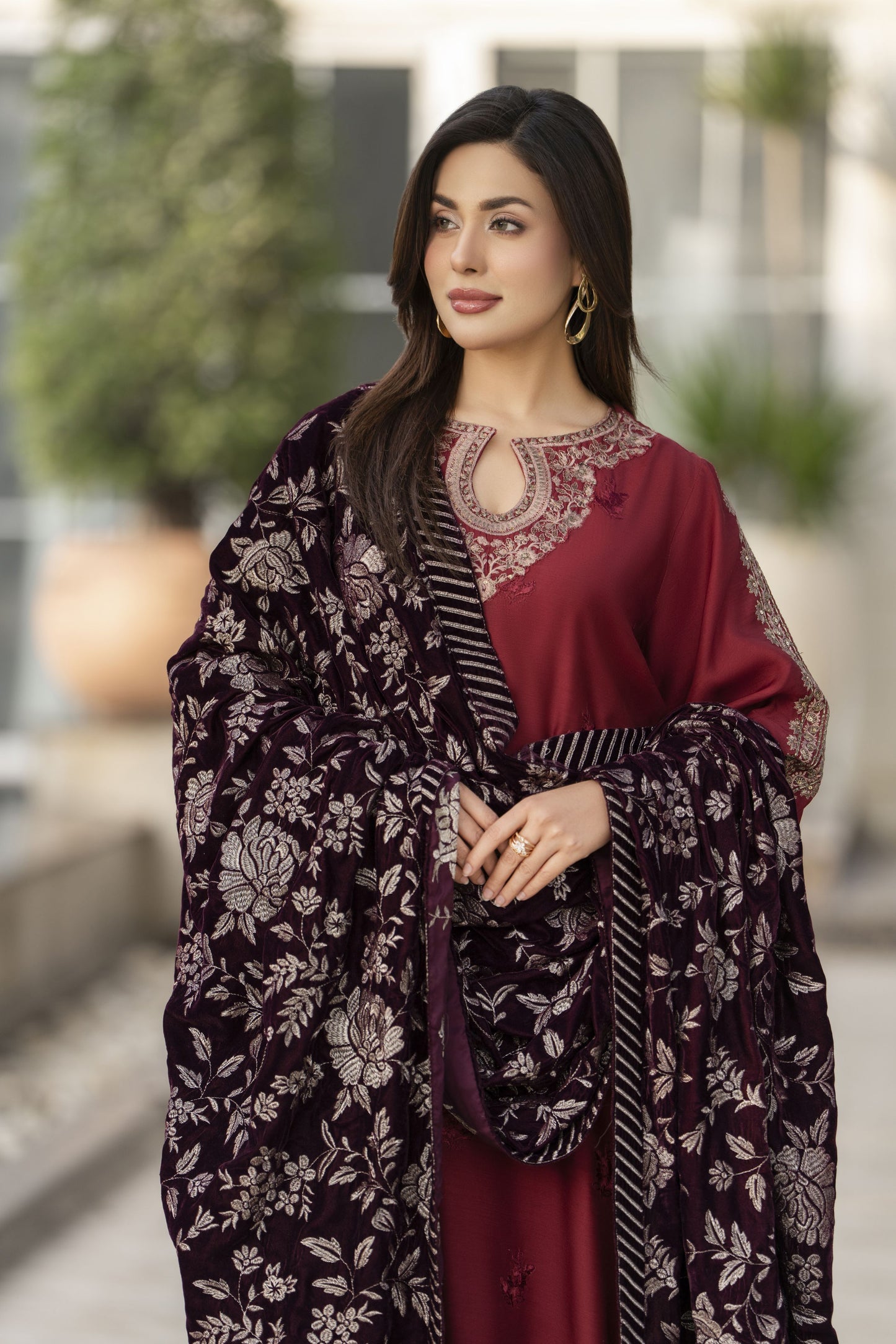 Embroidered Velvet Shawl for Women – Deep Maroon VS2