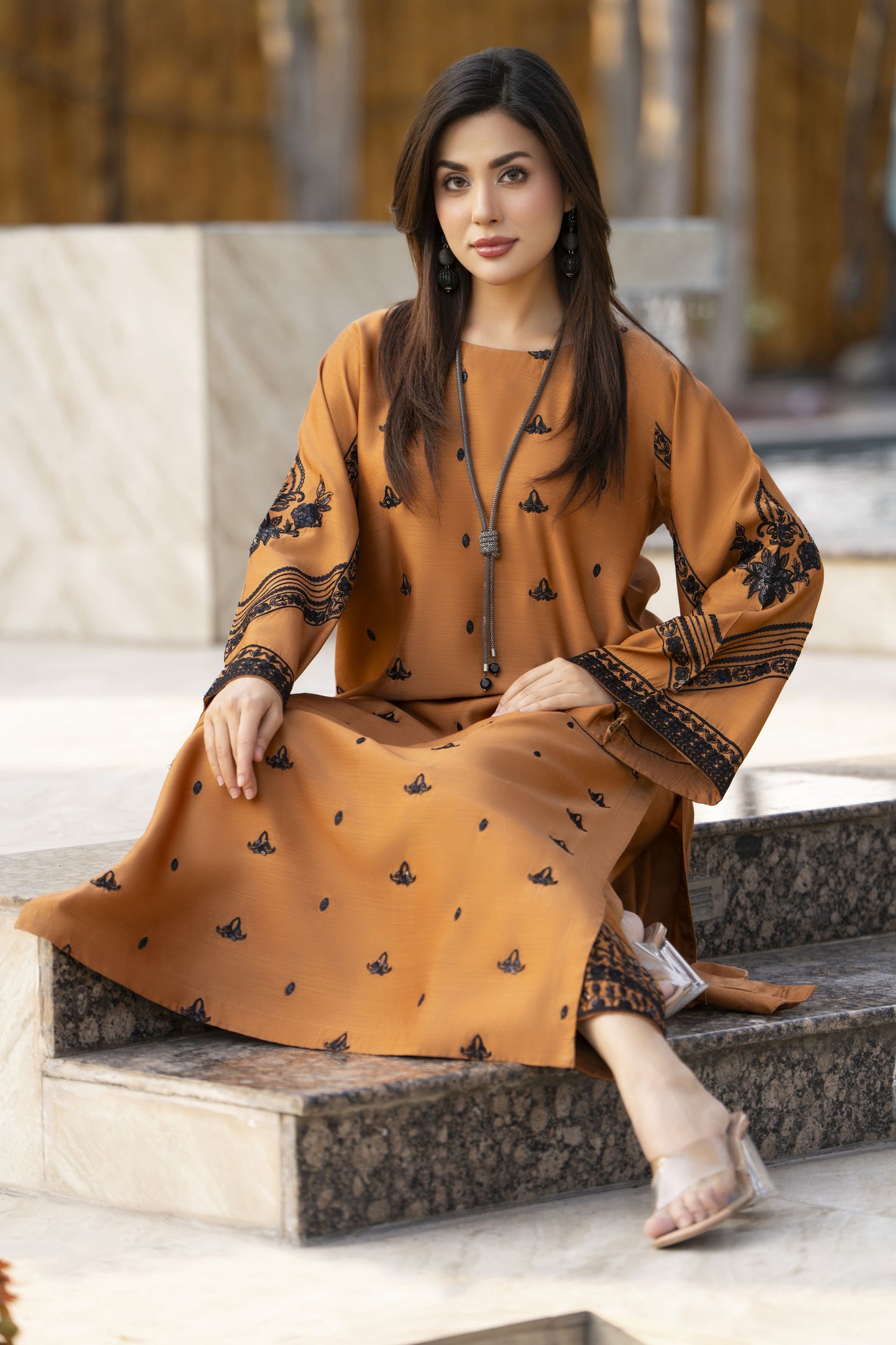 Glow by Hemline – Embroidered Viscose Ready to Wear 2PC Suit Glow10