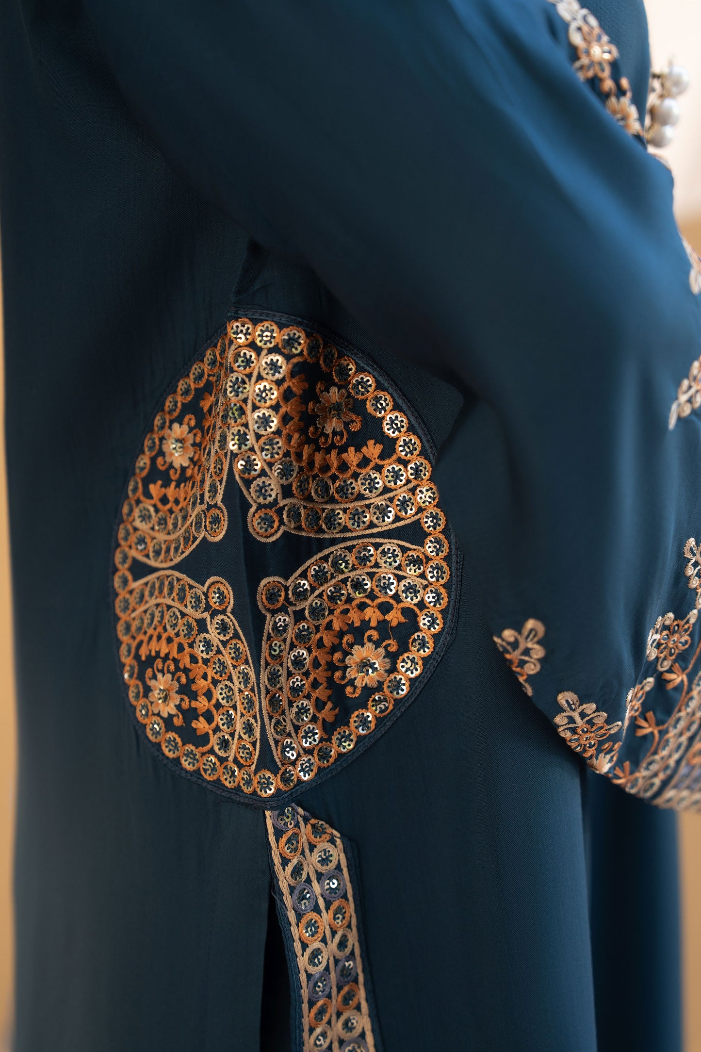 ZZ6 Zimal Zephira Teal Embroidered 3pc Viscose Designer Suit