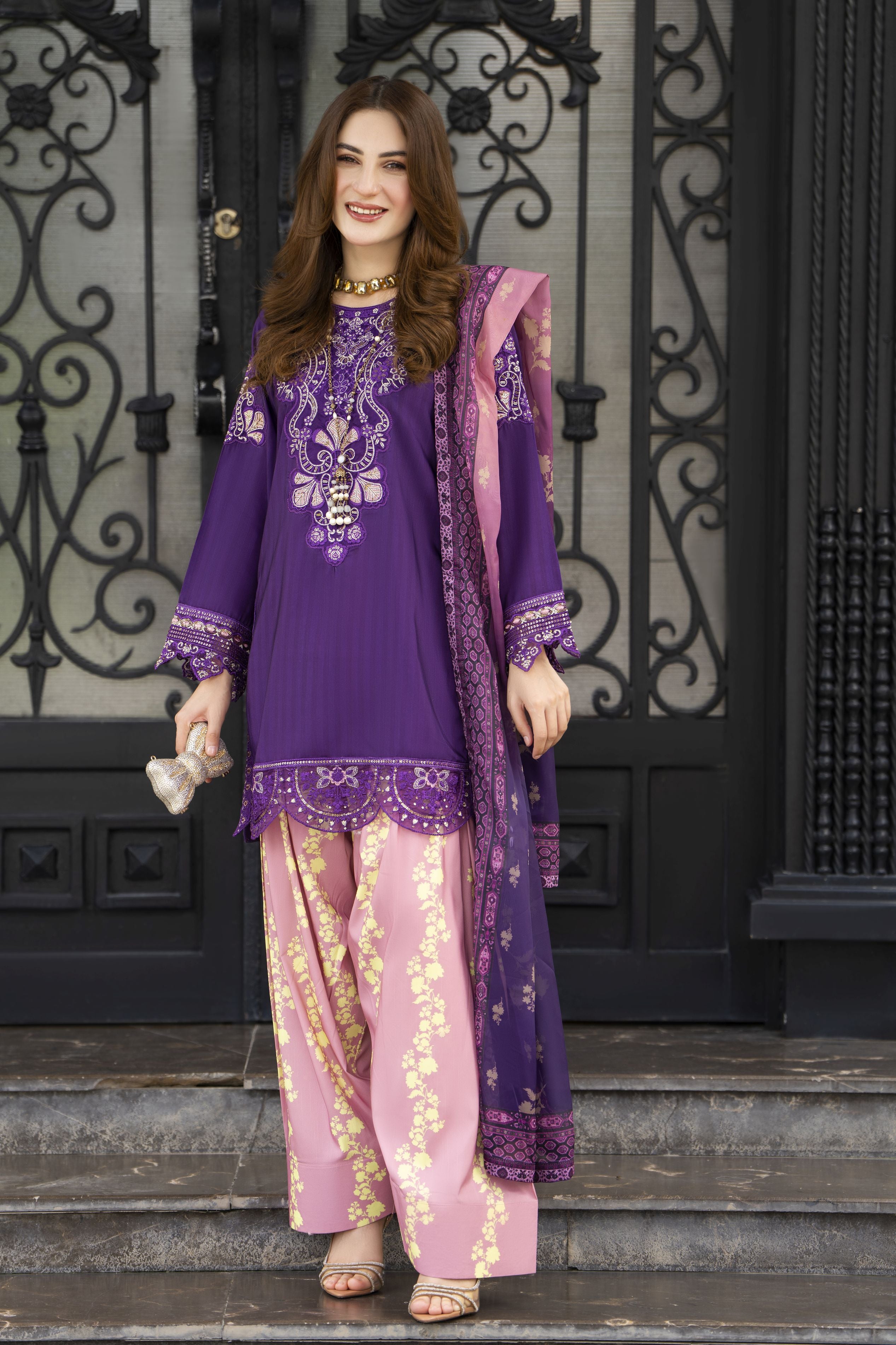Lush by Aleezay – Purple Raw Silk 3pc Short Shirt with Pink Farshi Shalwar Lush5