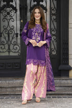 Lush by Aleezay – Purple Raw Silk 3pc Short Shirt with Pink Farshi Shalwar Lush5