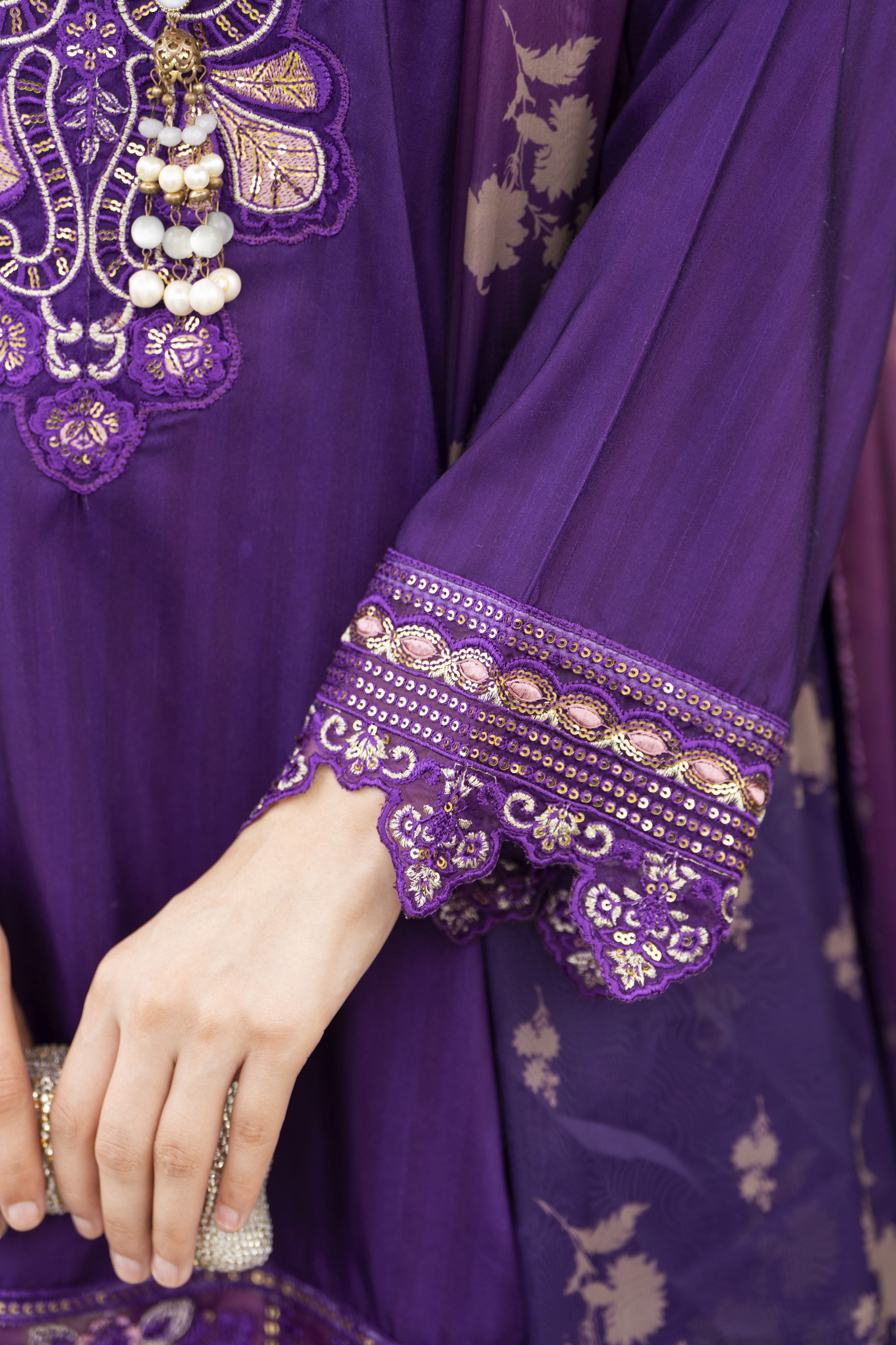 Lush by Aleezay – Purple Raw Silk 3pc Short Shirt with Pink Farshi Shalwar Lush5