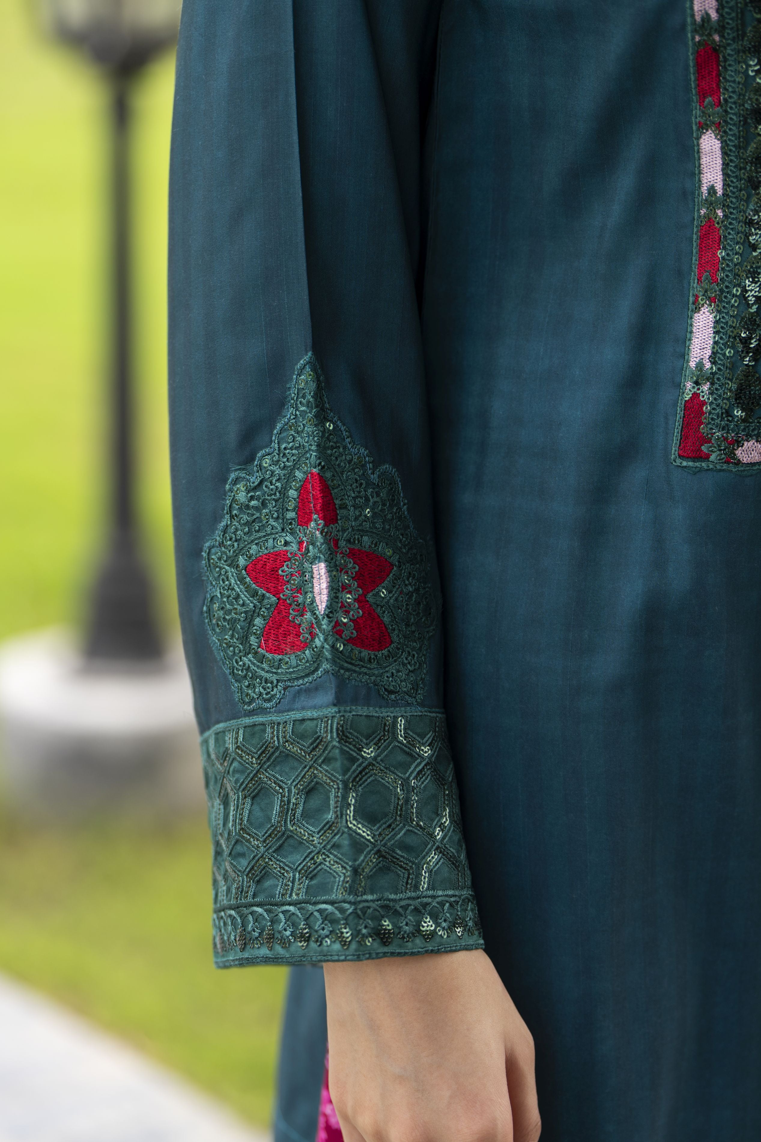 Lush by Aleezay – Teal Raw Silk 3pc Dress with Silk Dupatta Lush2