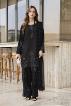 Threaded Grace Silk Karandi by Gul Warun – Black Embellished 3pc Suit TGS8