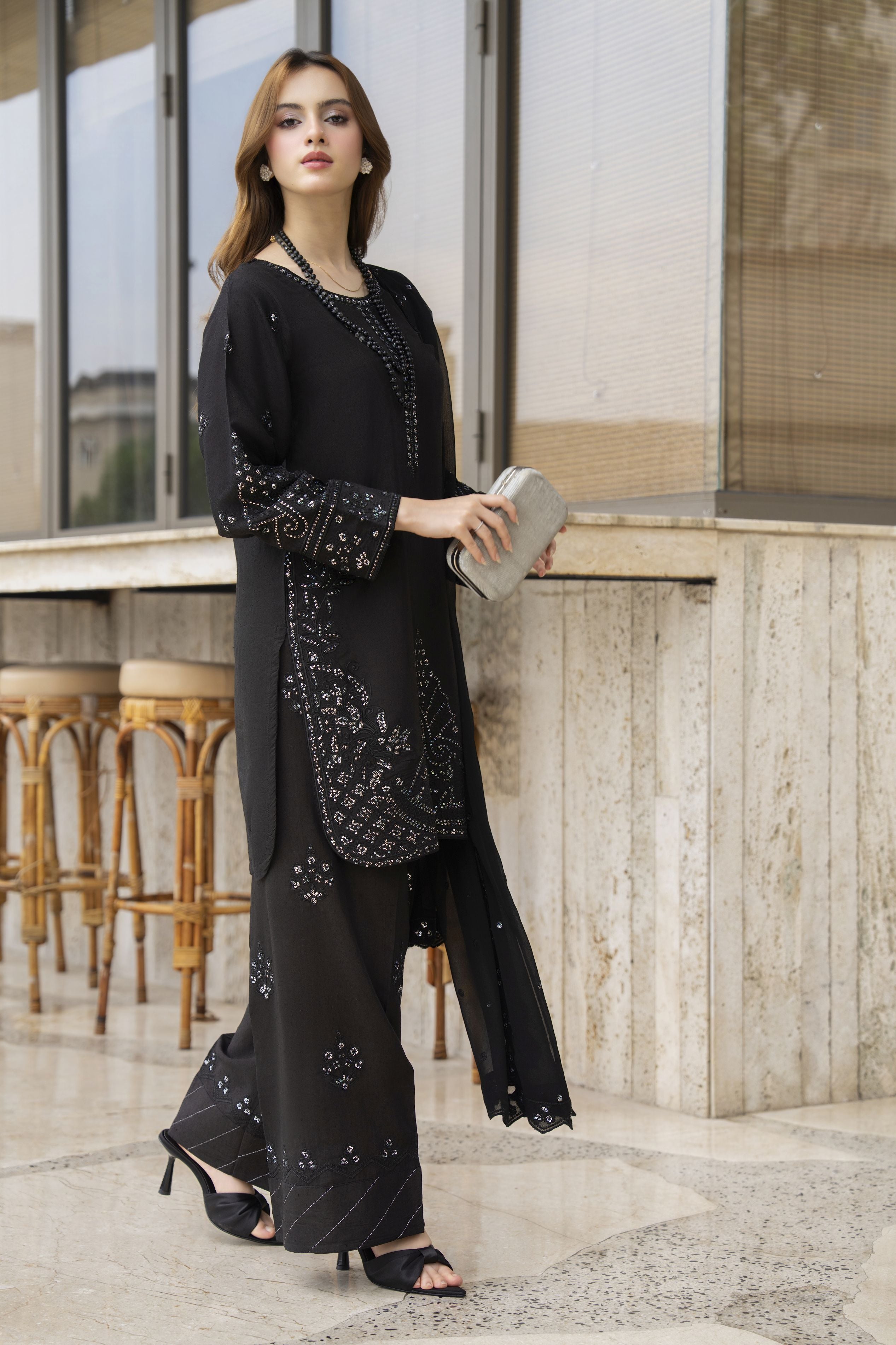 Threaded Grace Silk Karandi by Gul Warun – Black Embellished 3pc Suit TGS8