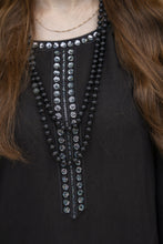 Threaded Grace Silk Karandi by Gul Warun – Black Embellished 3pc Suit TGS8