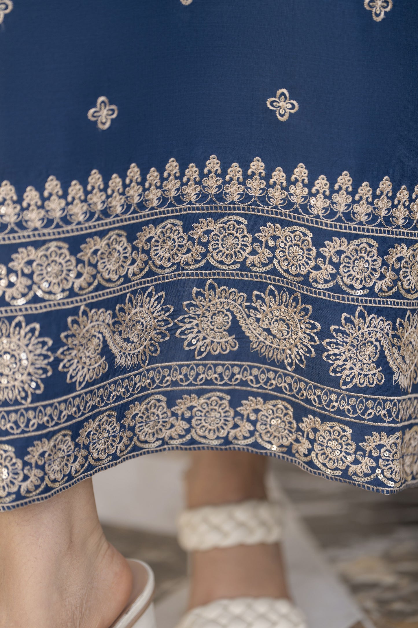 Reshmi RA6 Blue Embroidered 3pc Raw Silk Suit with Chiffon Dupatta