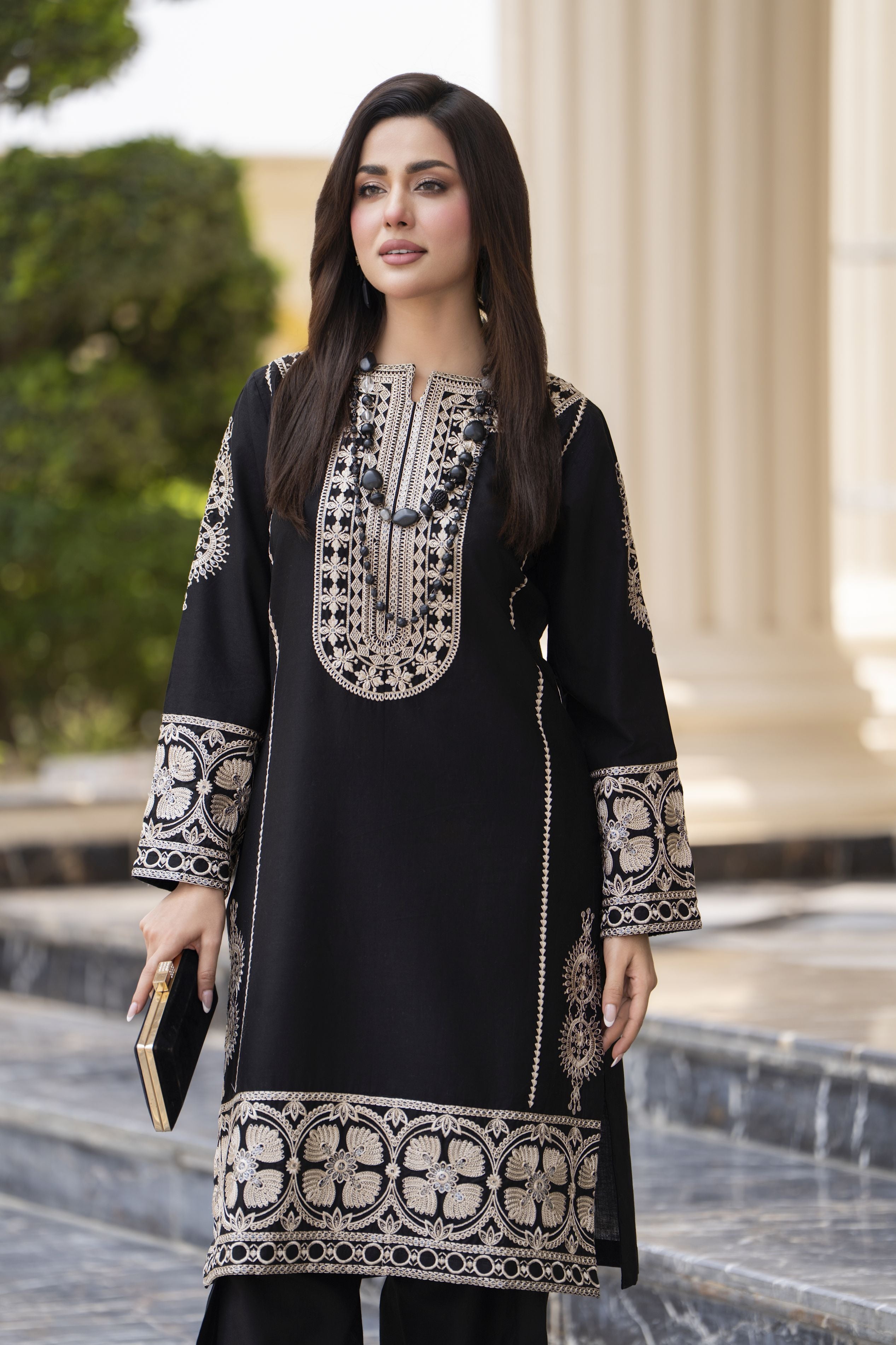 Cotton Canvas by Zaiwa – 2pc Black Cotton Shalwar Suit | CCZ5