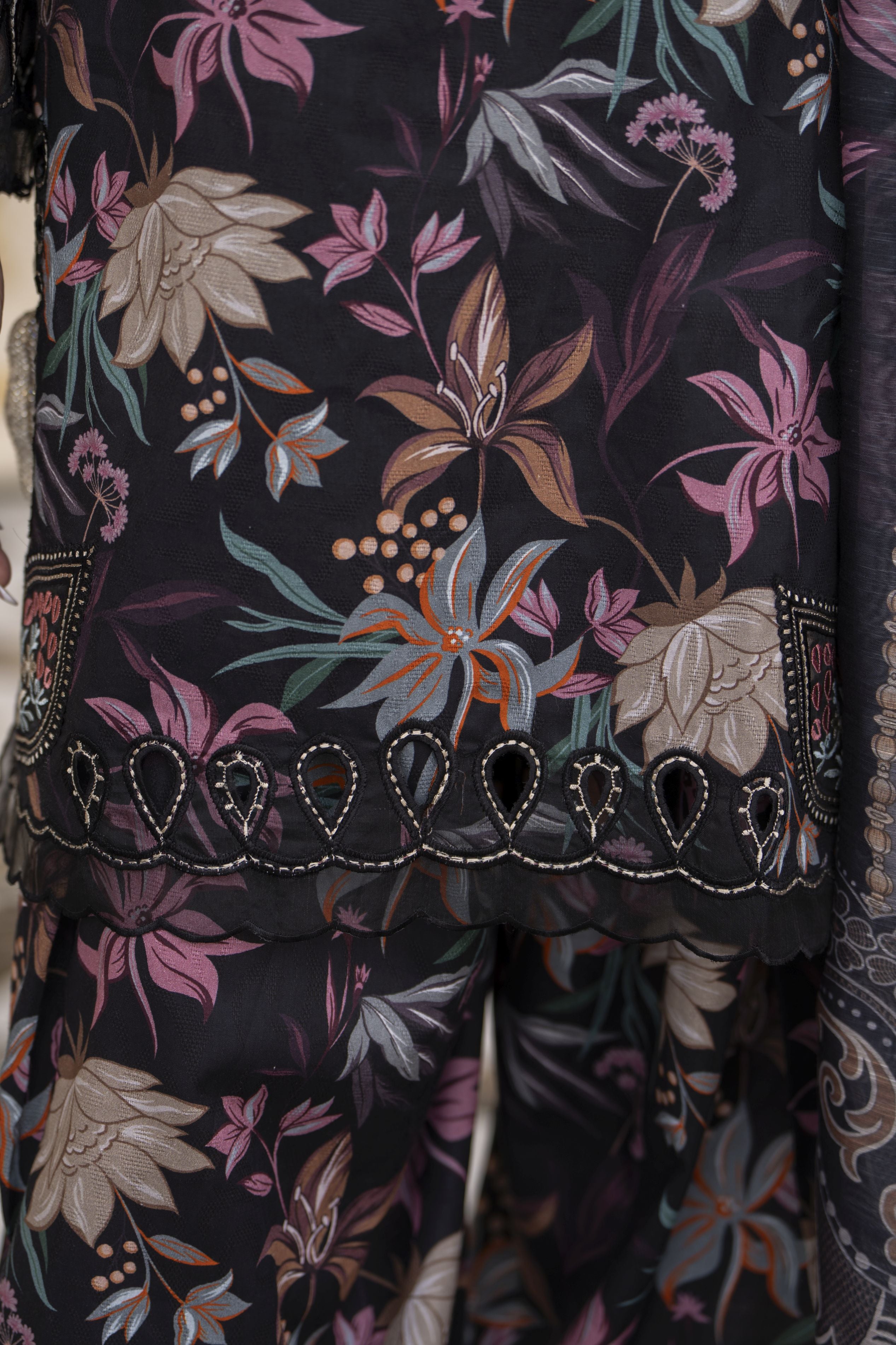 Cotton Canvas by Zaiwa – 3pc Black Cotton Dress with Farshi Shalwar CCZ6