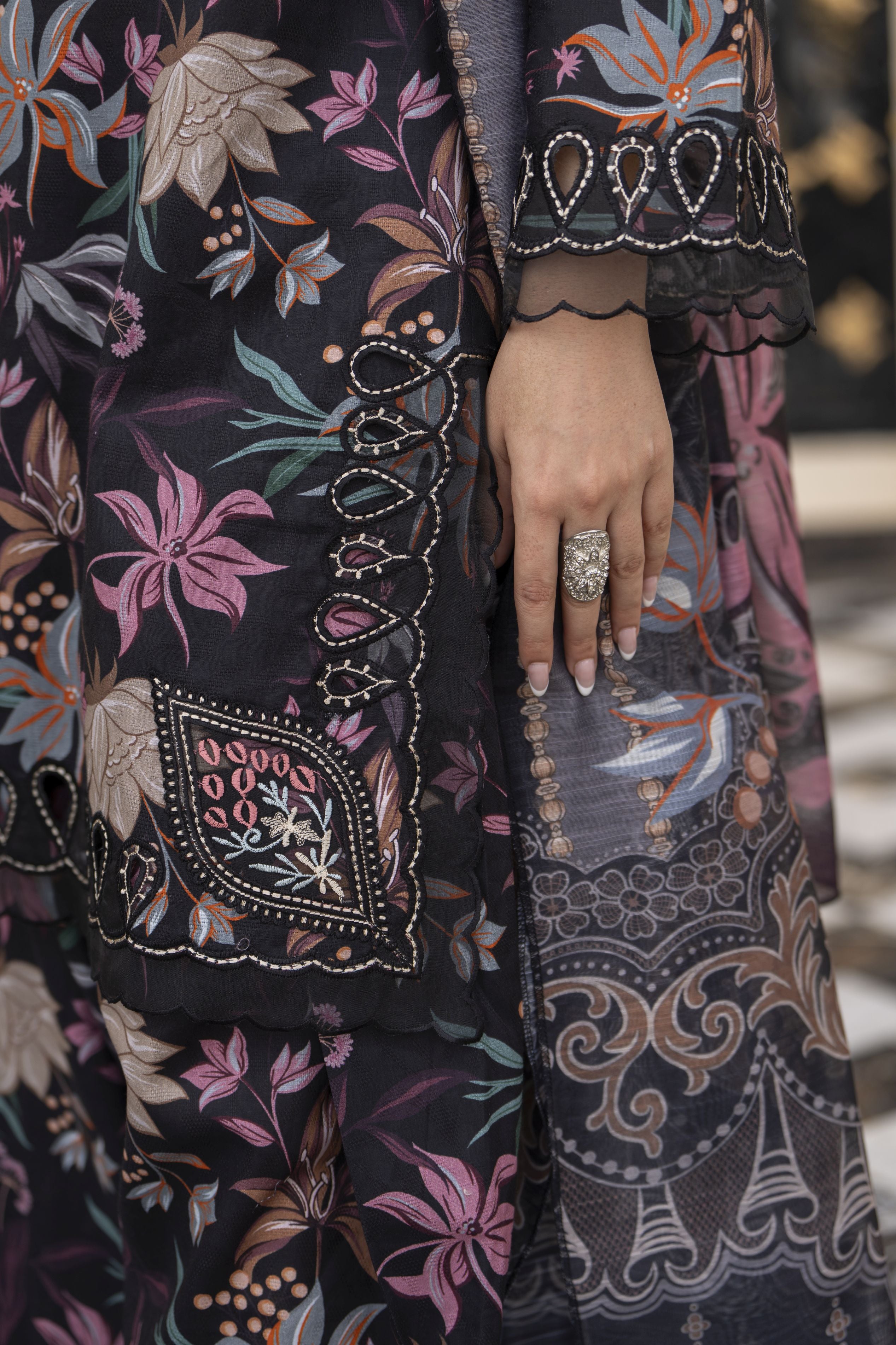 Cotton Canvas by Zaiwa – 3pc Black Cotton Dress with Farshi Shalwar CCZ6