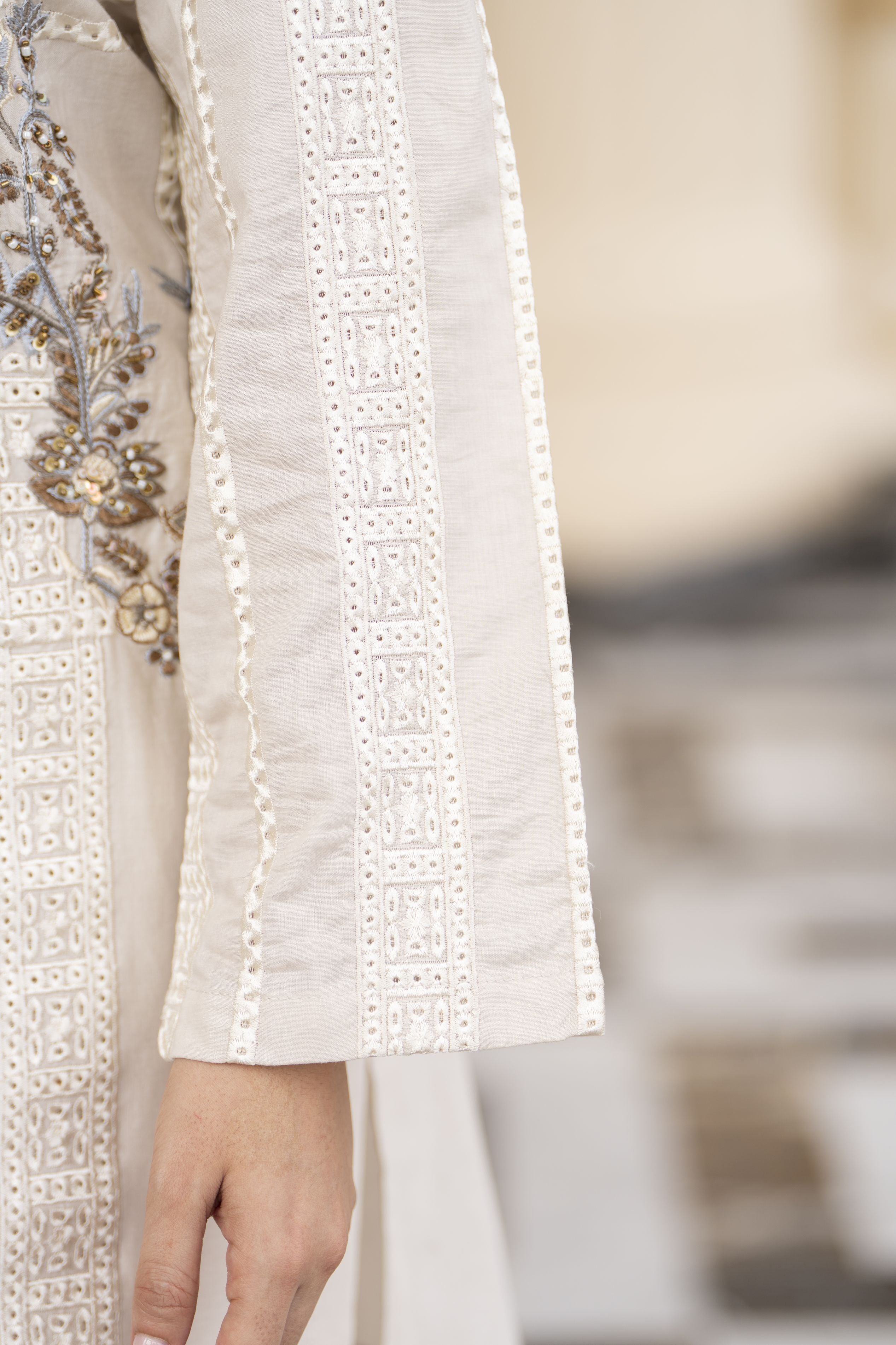 Cotton Canvas by Zaiwa – 2pc Ivory Cotton Handwork Dress CCZ4