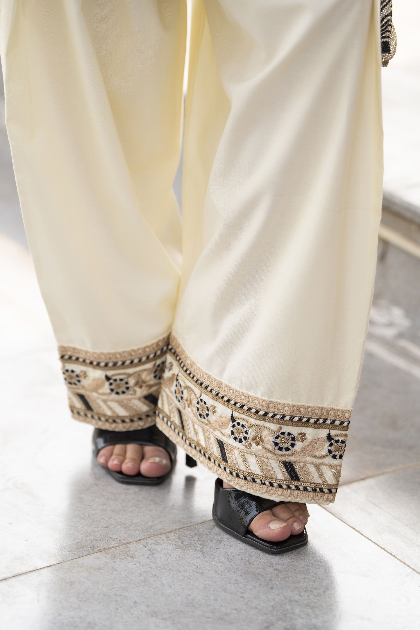 ZWM8 Zimal Winter Muse Mustard and Ivory Embroidered Dhanak 2pc Farshi Shalwar Suit