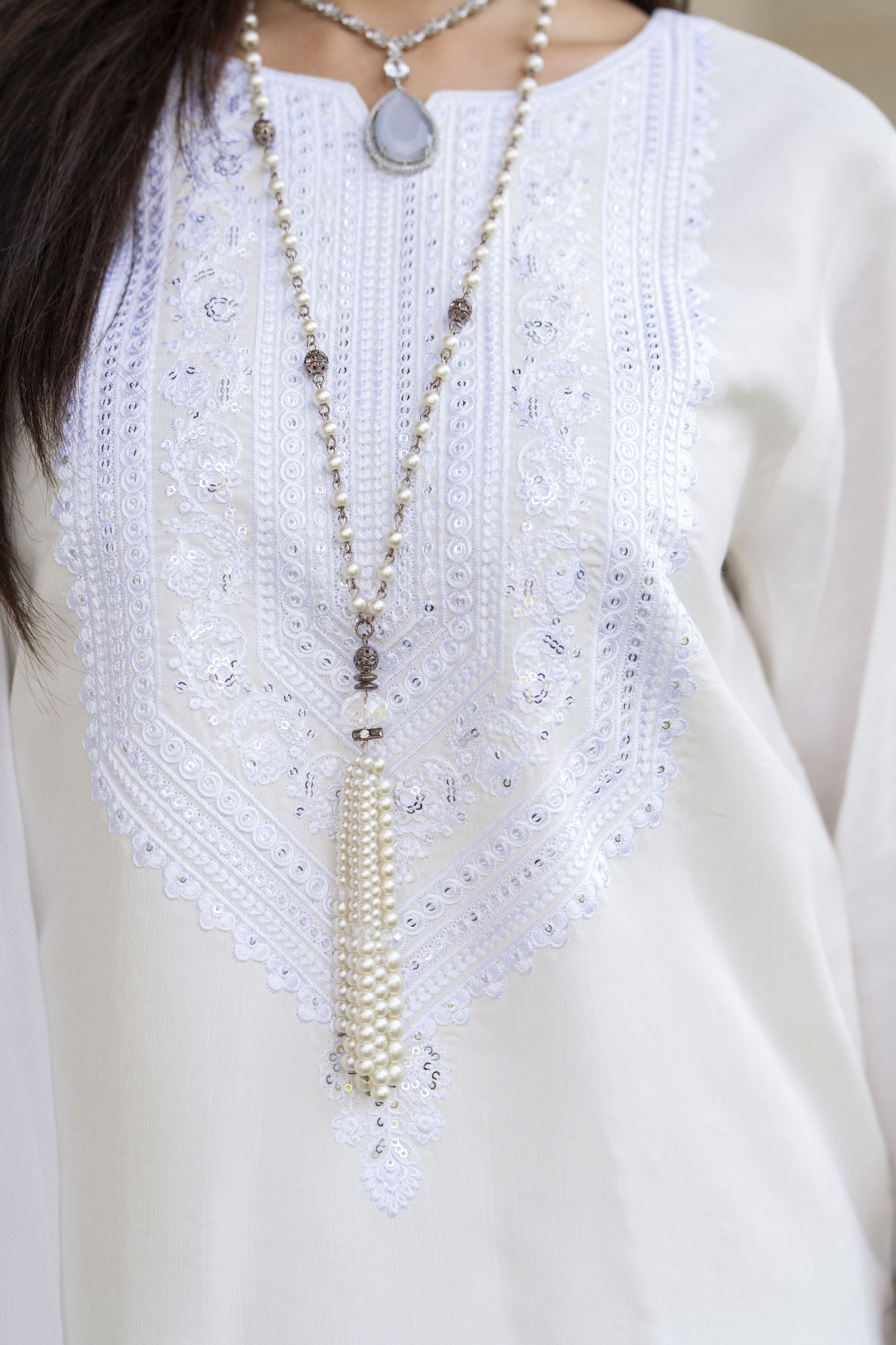 White Embroidered Farshi Set – Chand Sa Libaas by Aleezay | CSLA6