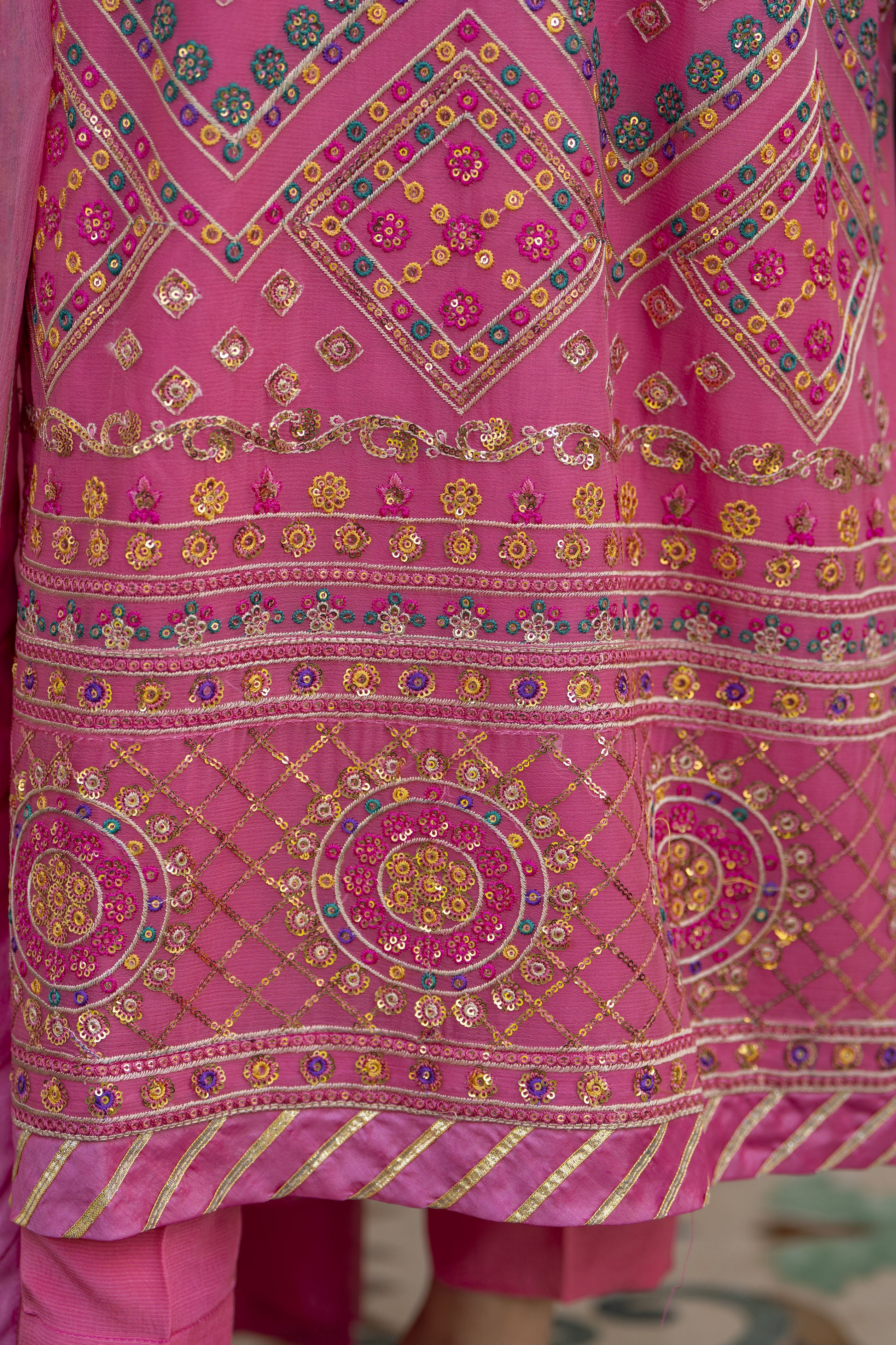 Fuchsia Pink Embroidered Chiffon Eid Dress – Chand Sa Libaas by Aleezay | CSLA3