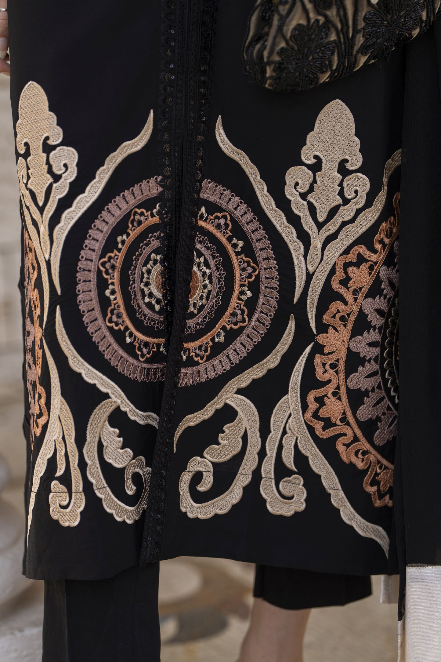 Black Embroidered 3pc Linen Women Dress – Linen Aura by Miski LAM7