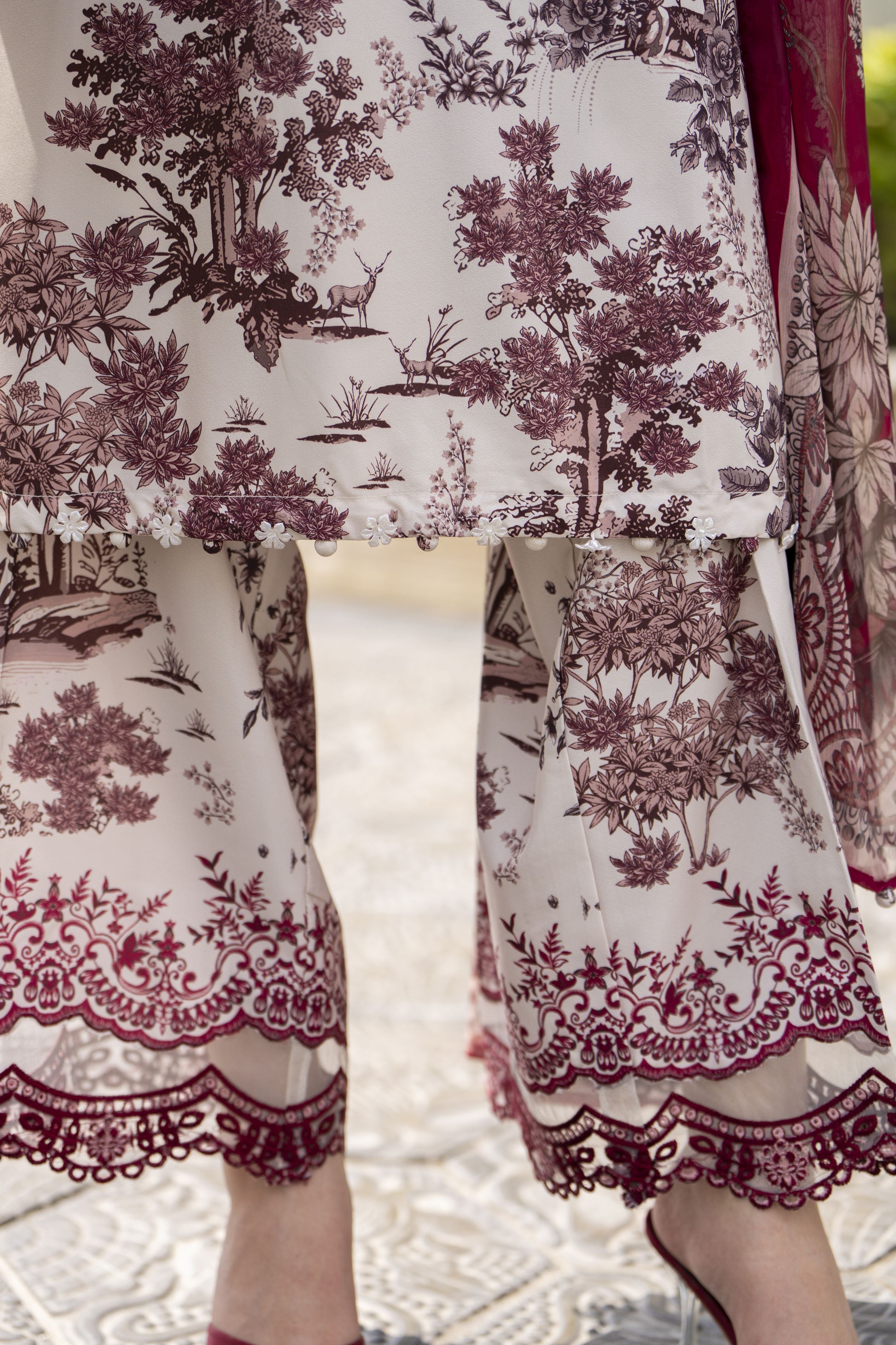 Modern Muse by Arwah – 3pc Printed & Embroidered Grip Suit MMB5