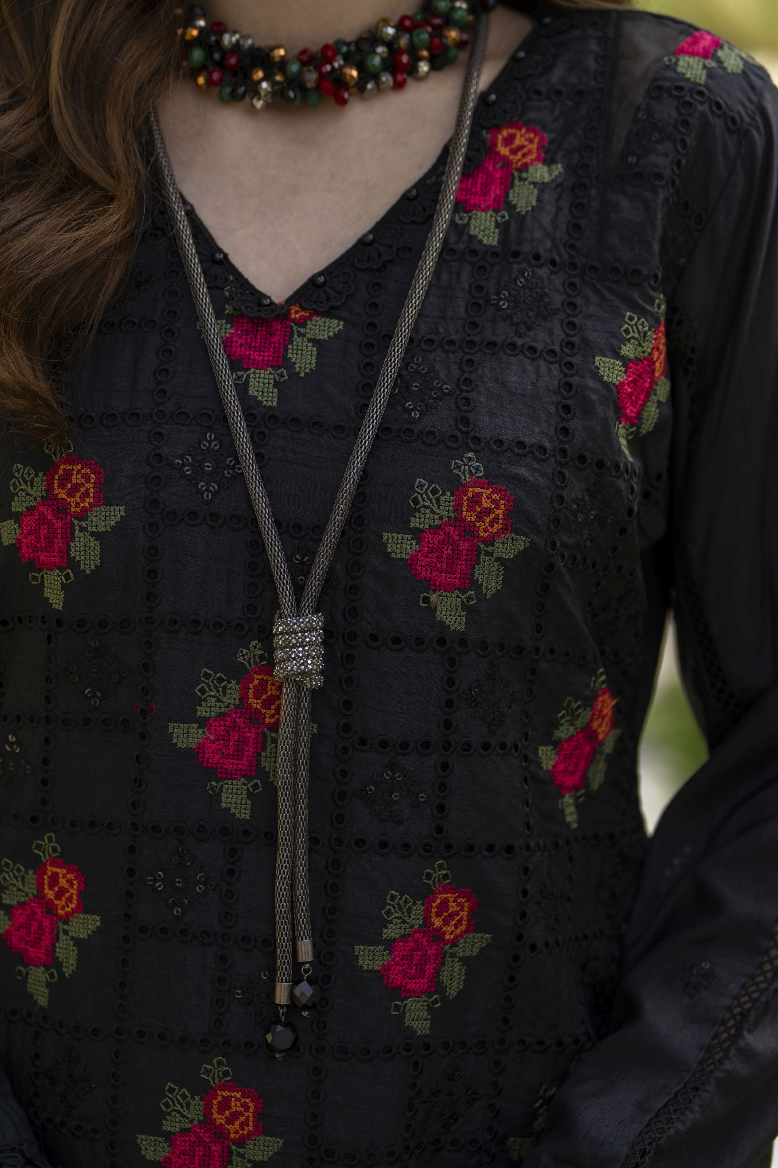 Modern Muse by Arwah – 3pc Printed & Chikankari Embroidered Grip Suit MMB6