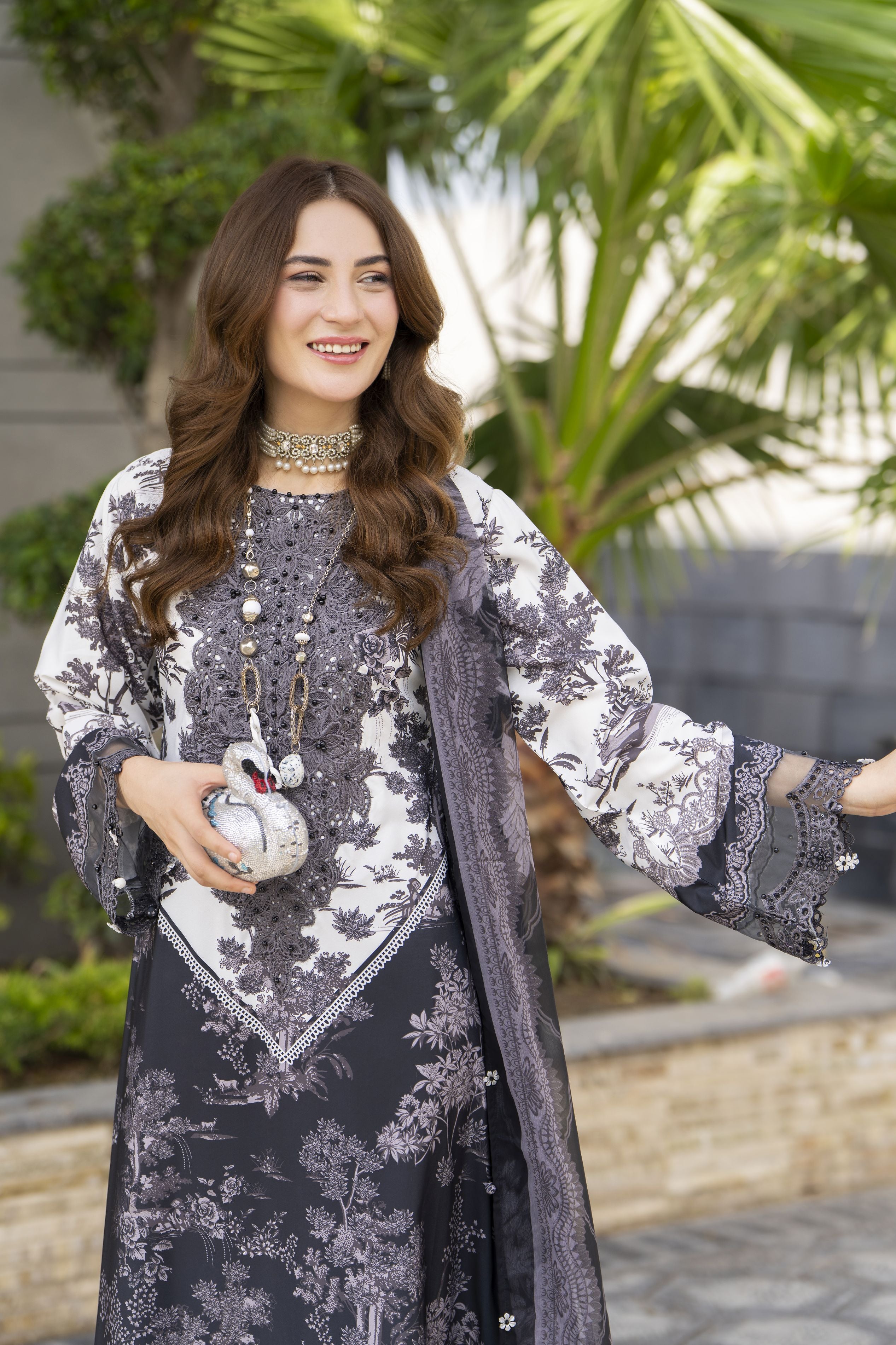Modern Muse by Arwah – 3pc Printed & Embroidered Grip Suit MMB8