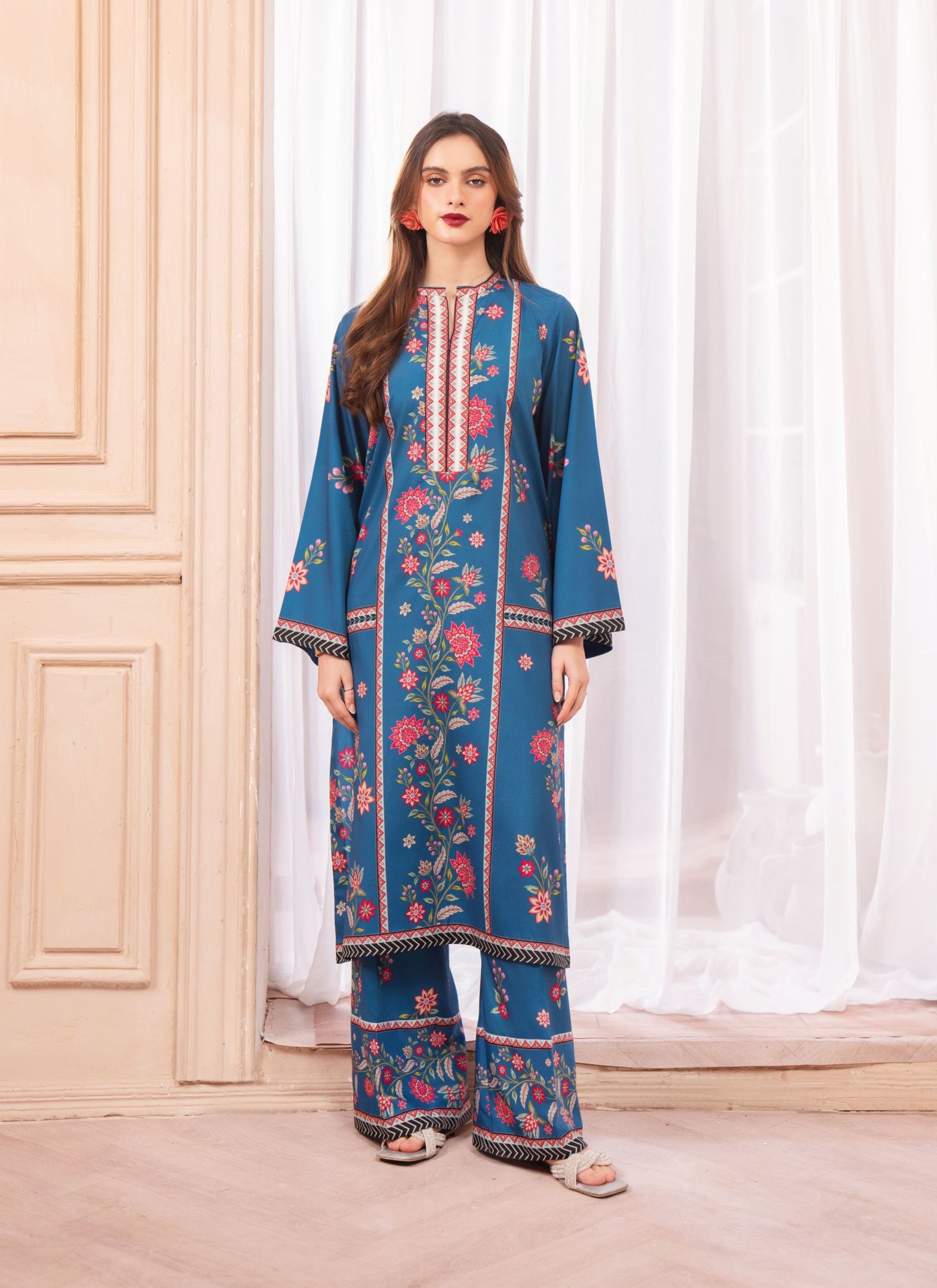 Blue and Red Floral Printed Coord Set – Grip Coords by Sakeena Hasan – GCS10