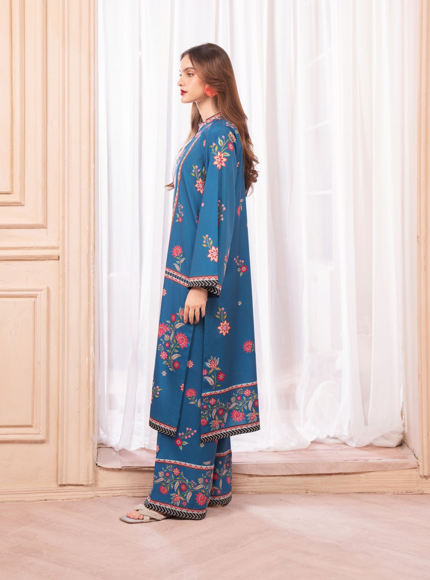 Blue and Red Floral Printed Coord Set – Grip Coords by Sakeena Hasan – GCS10