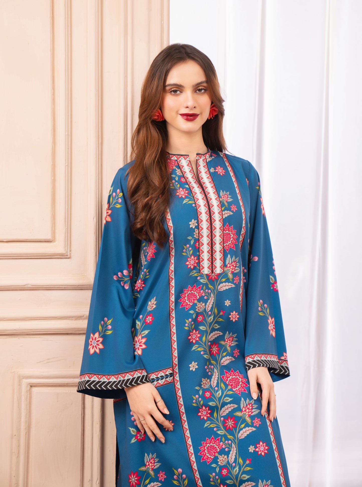 Blue and Red Floral Printed Coord Set – Grip Coords by Sakeena Hasan – GCS10