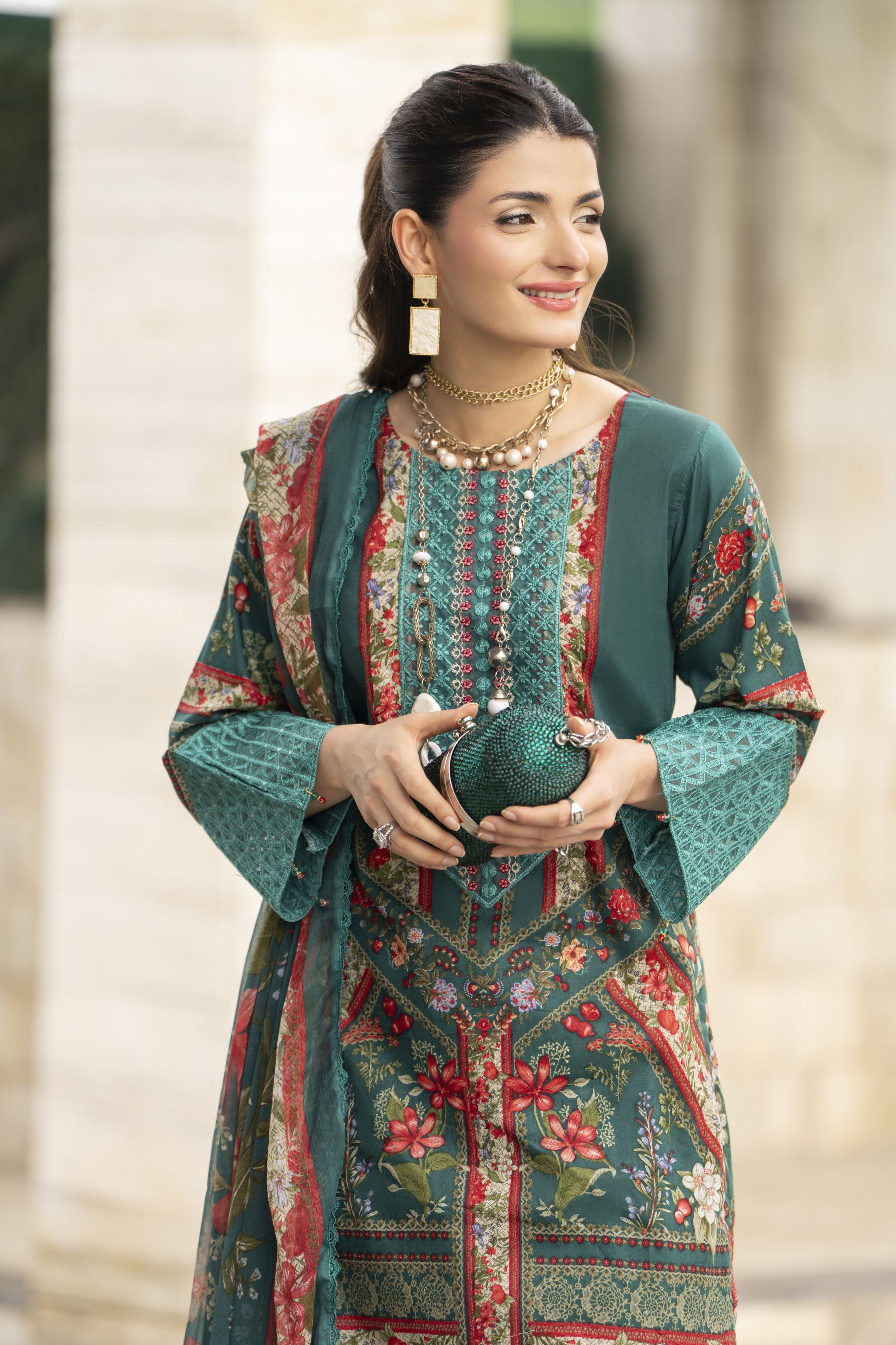 Sakeena Summer Ease – 3pc Teal Lawn Dress with Chiffon Dupatta SSE4