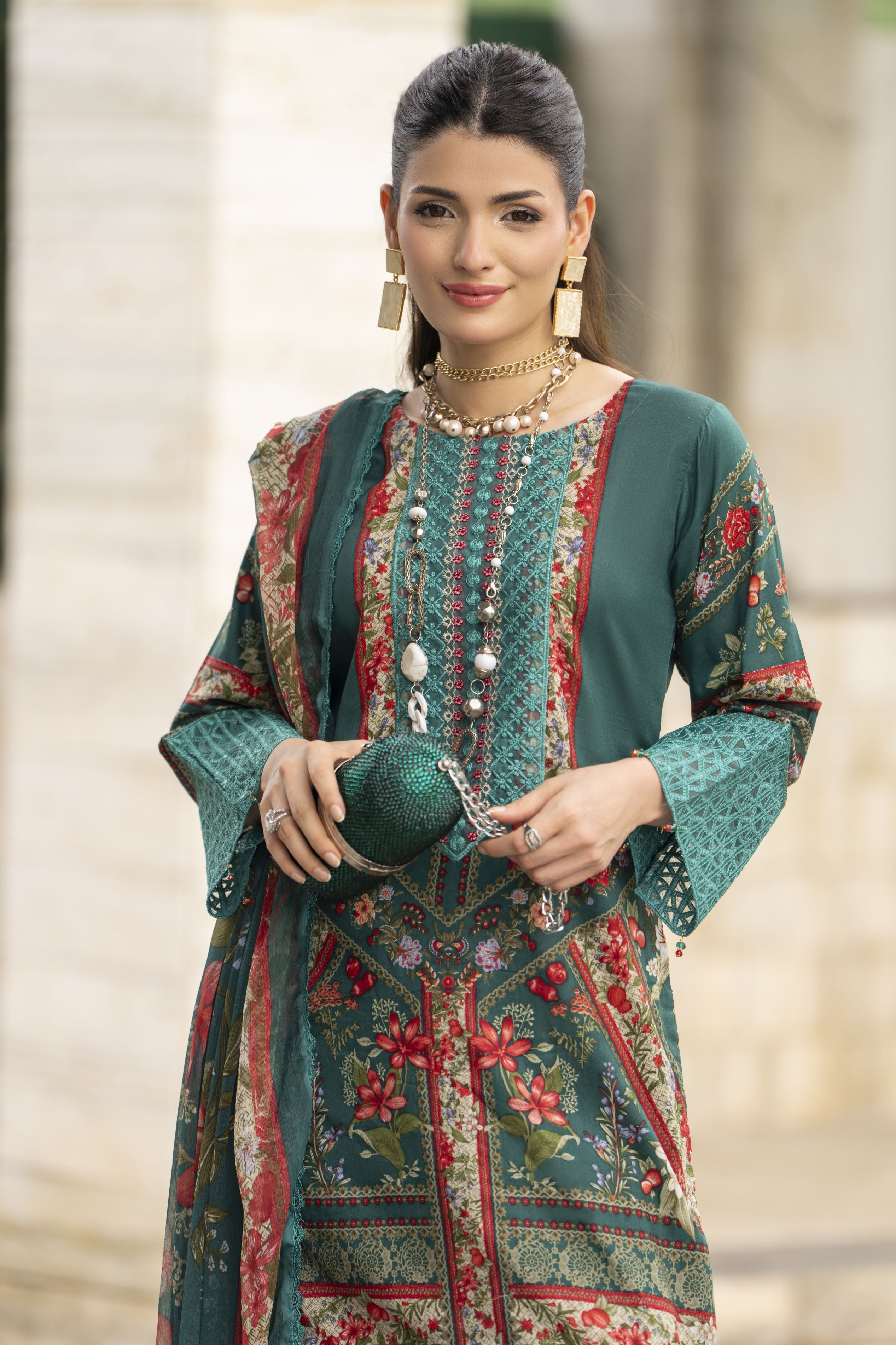 Sakeena Summer Ease – 3pc Teal Lawn Dress with Chiffon Dupatta SSE4