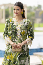 Sakeena Summer Ease – 3pc Lawn Dress with Chiffon Dupatta SSE1