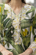 Sakeena Summer Ease – 3pc Lawn Dress with Chiffon Dupatta SSE1