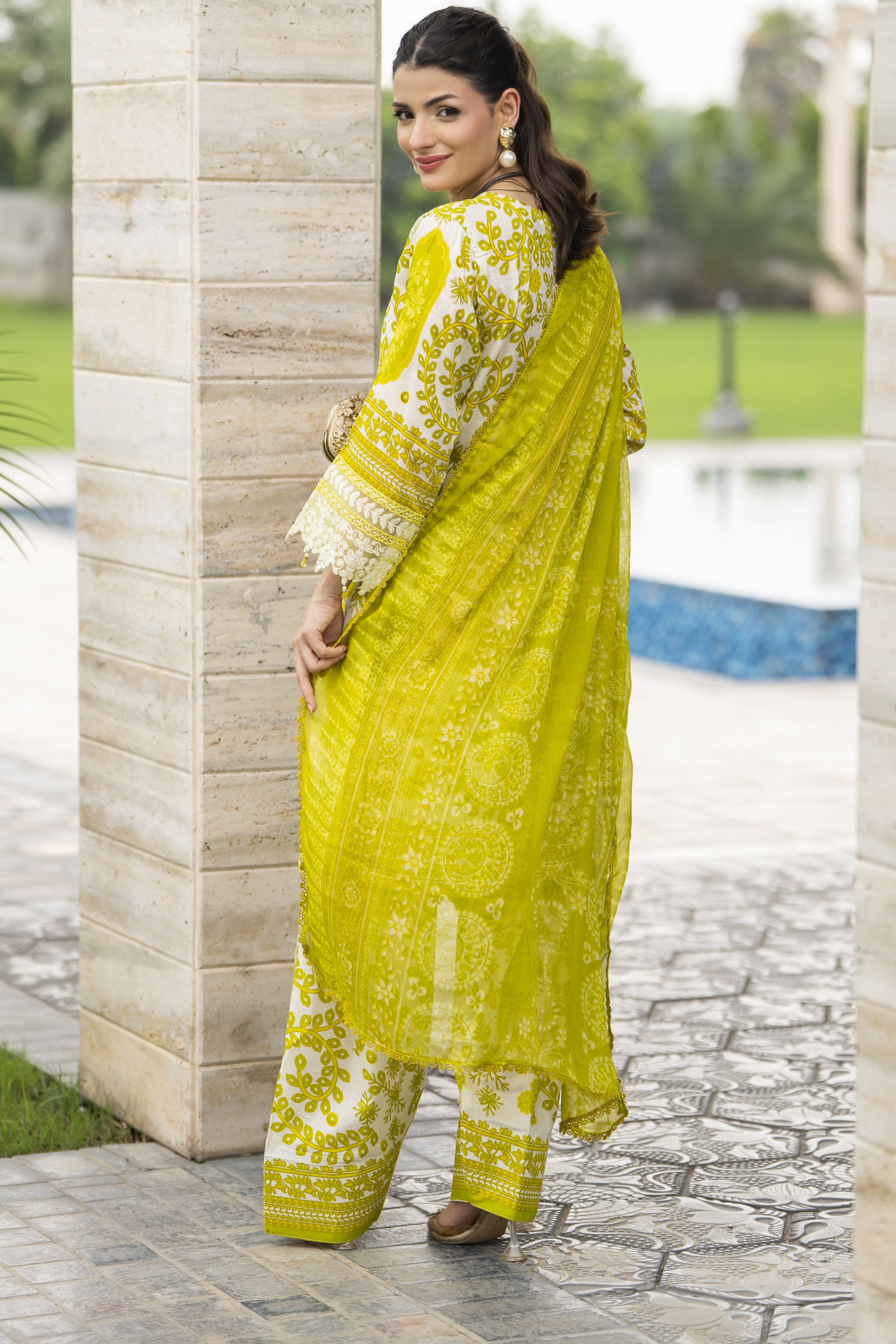 Sakeena Summer Ease – 3pc Yellow Lawn Dress with Farshi Shalwar SSE5