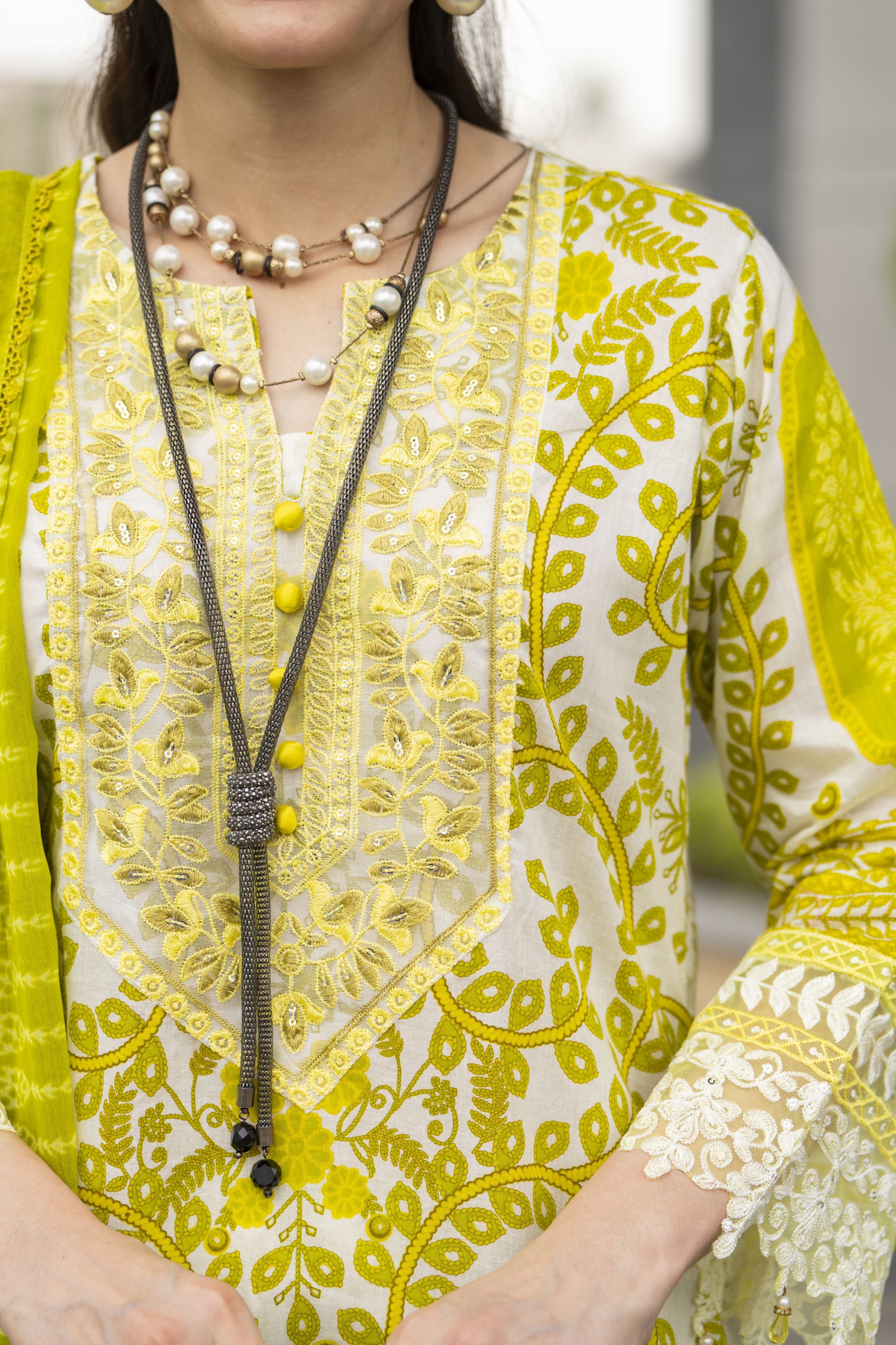 Sakeena Summer Ease – 3pc Yellow Lawn Dress with Farshi Shalwar SSE5